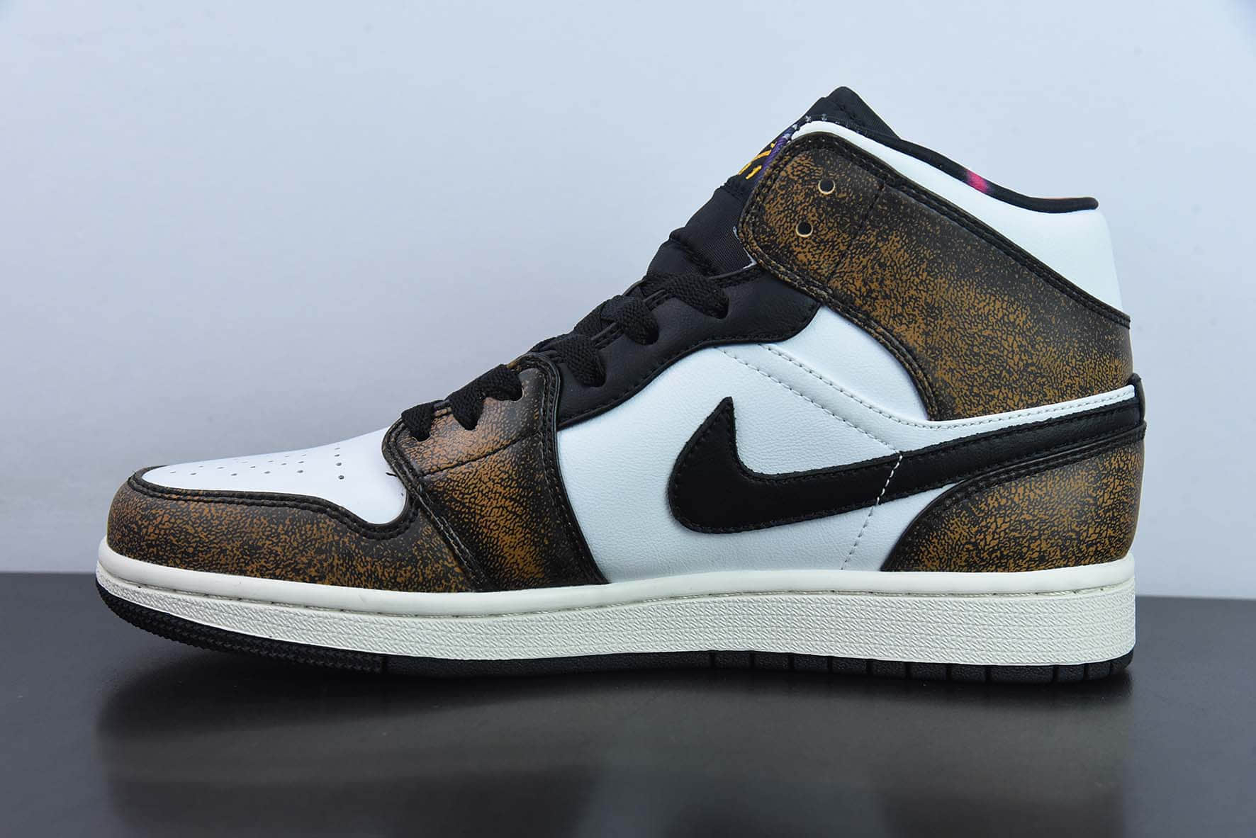 乔丹Air Jordan 1 Mid Wear Away AJ1乔1星空扎染中邦篮球鞋纯原版本 货号: DQ8417-071
