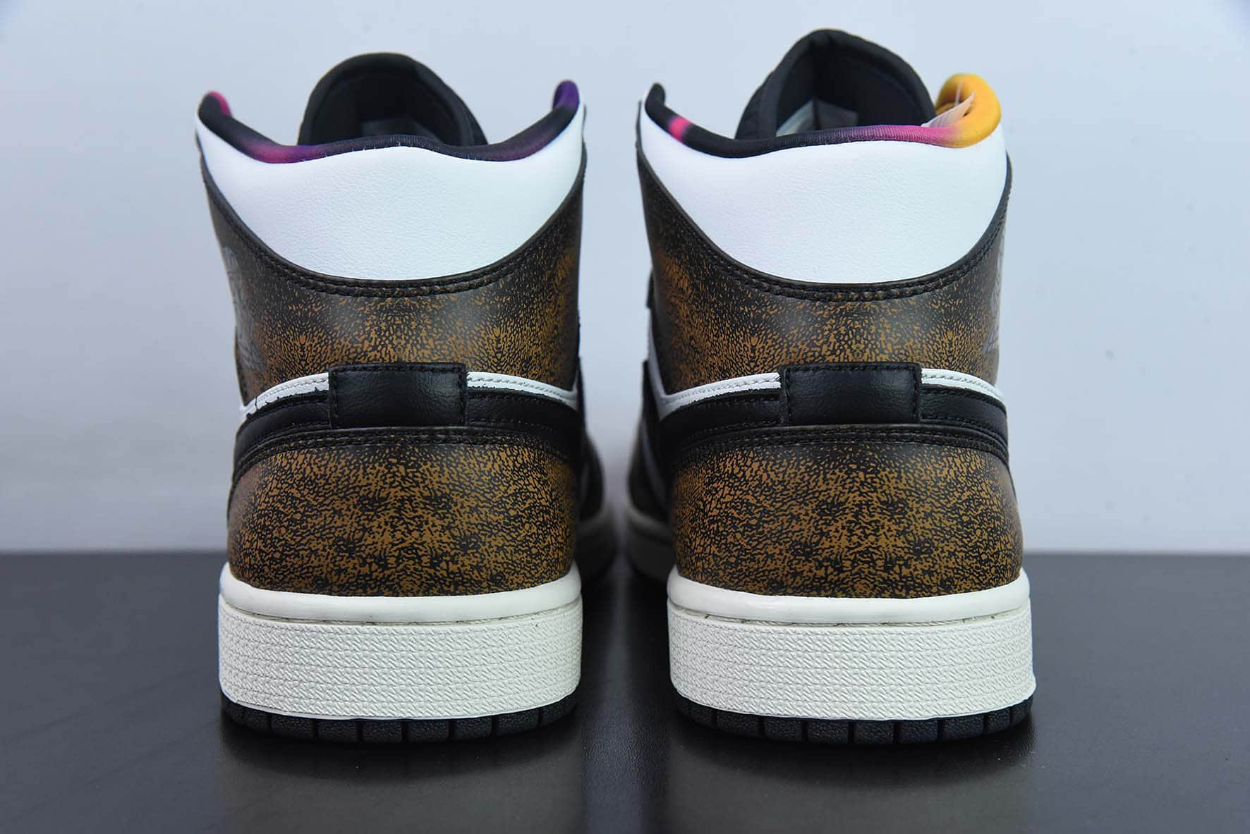 乔丹Air Jordan 1 Mid Wear Away AJ1乔1星空扎染中邦篮球鞋纯原版本 货号: DQ8417-071