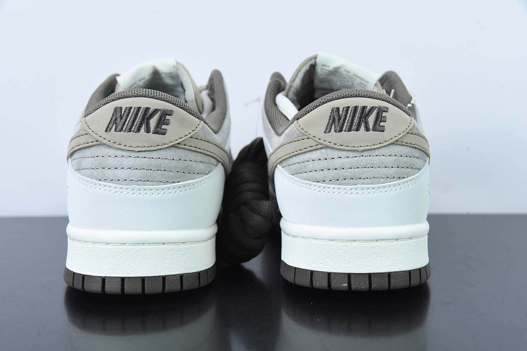 耐克Nike Otomo Katsuhiro x NK SB Dunk Low Steamboy OST 大友克洋联名款麂皮摩卡小熊低帮休闲滑板鞋纯原版本 货号:LF0039-031
