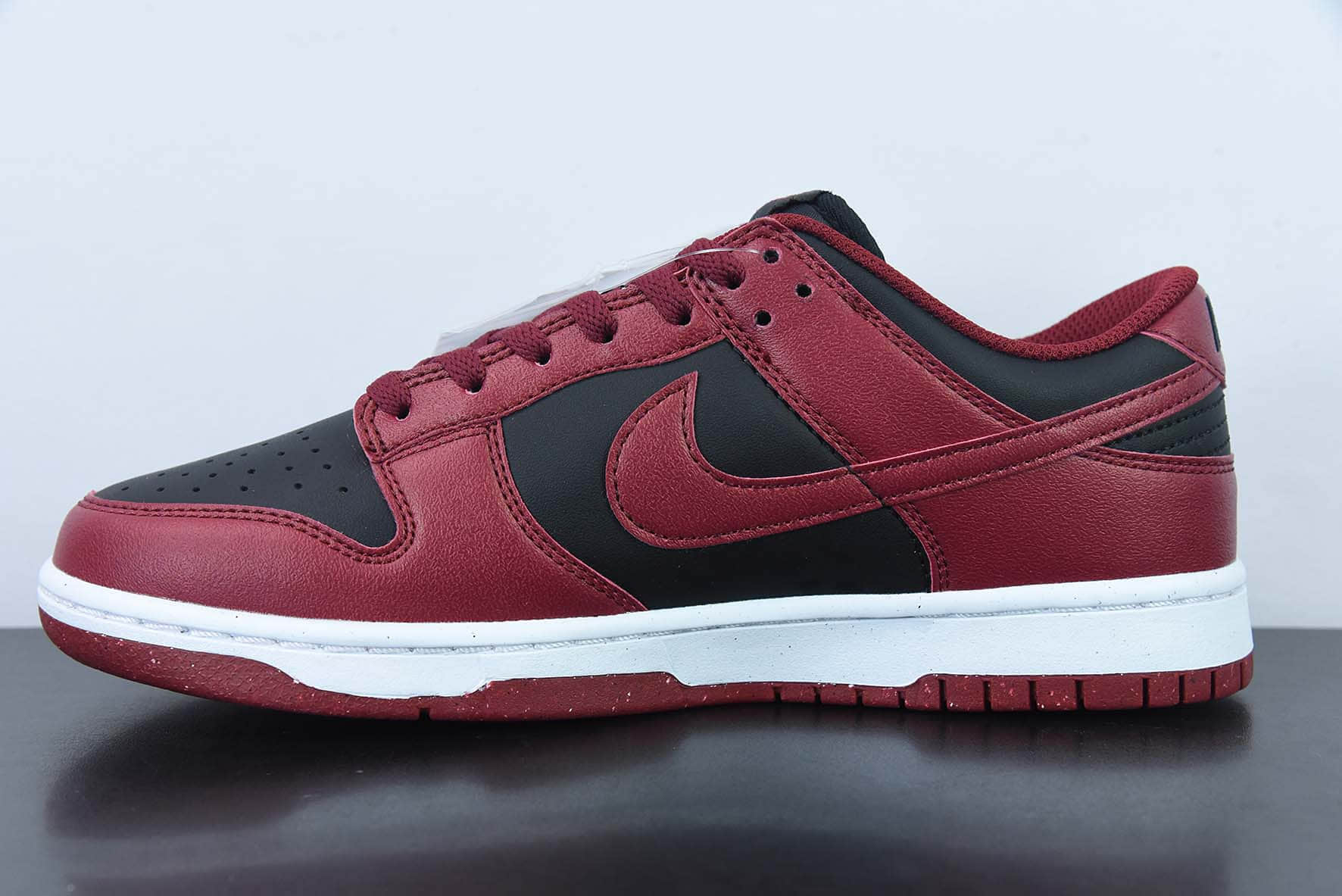 耐克Nike SB Dunk Low NEXT Gym Red 黑红扣篮系列低帮滑板鞋纯原版本 货号:DN1431-002