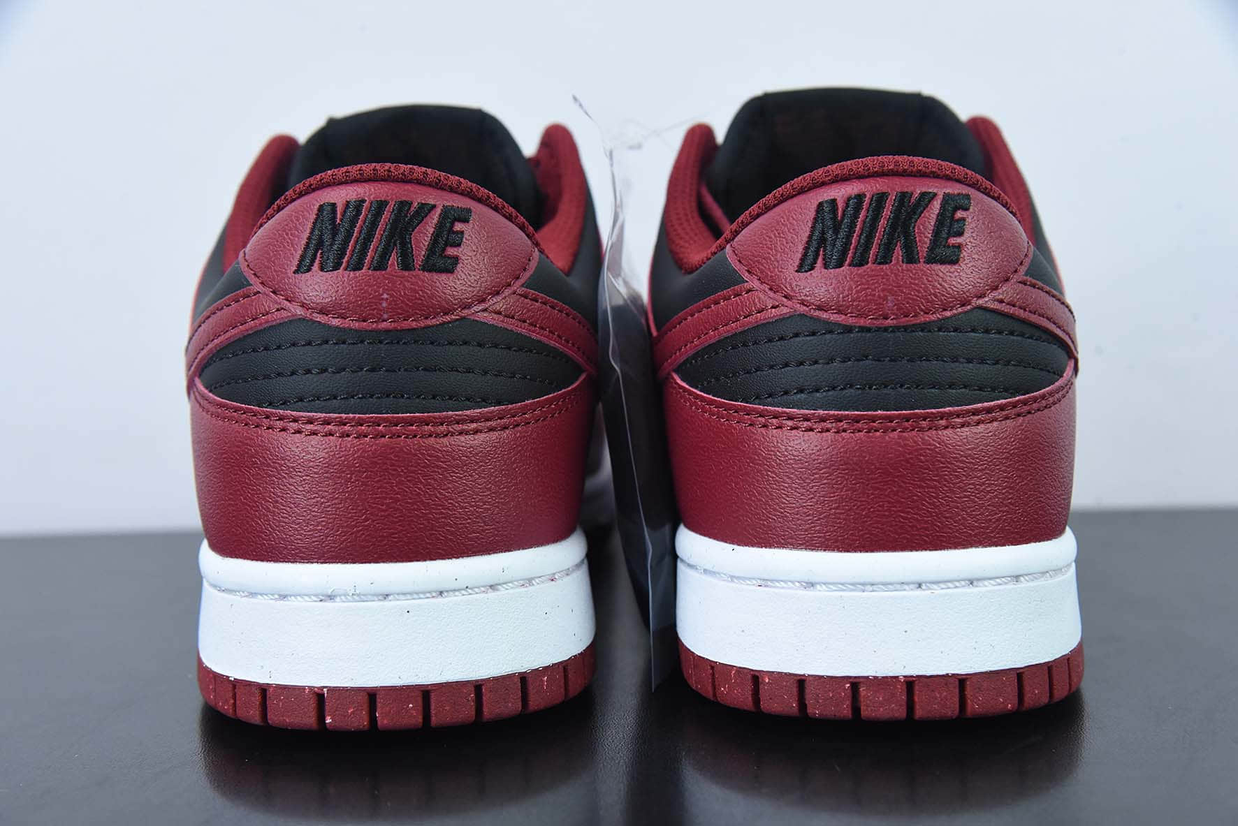 耐克Nike SB Dunk Low NEXT Gym Red 黑红扣篮系列低帮滑板鞋纯原版本 货号:DN1431-002