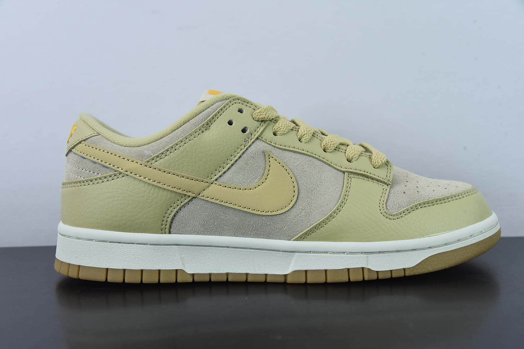 耐克Nike SB Dunk Low “Tan Suede” 沙漠色SB扣篮系列低帮休闲滑板鞋纯原版本 货号:DZ4513-200