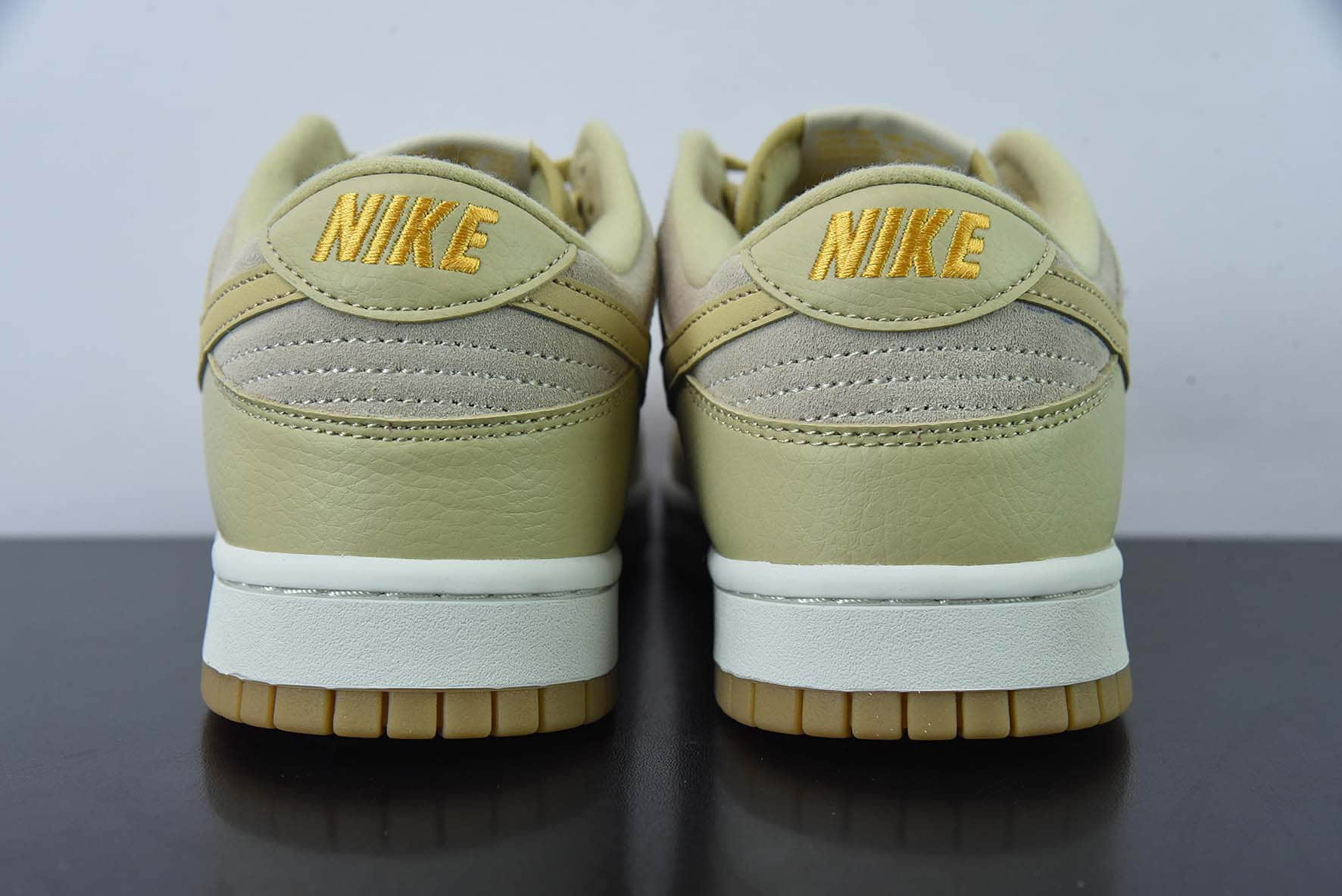 耐克Nike SB Dunk Low “Tan Suede” 沙漠色SB扣篮系列低帮休闲滑板鞋纯原版本 货号:DZ4513-200