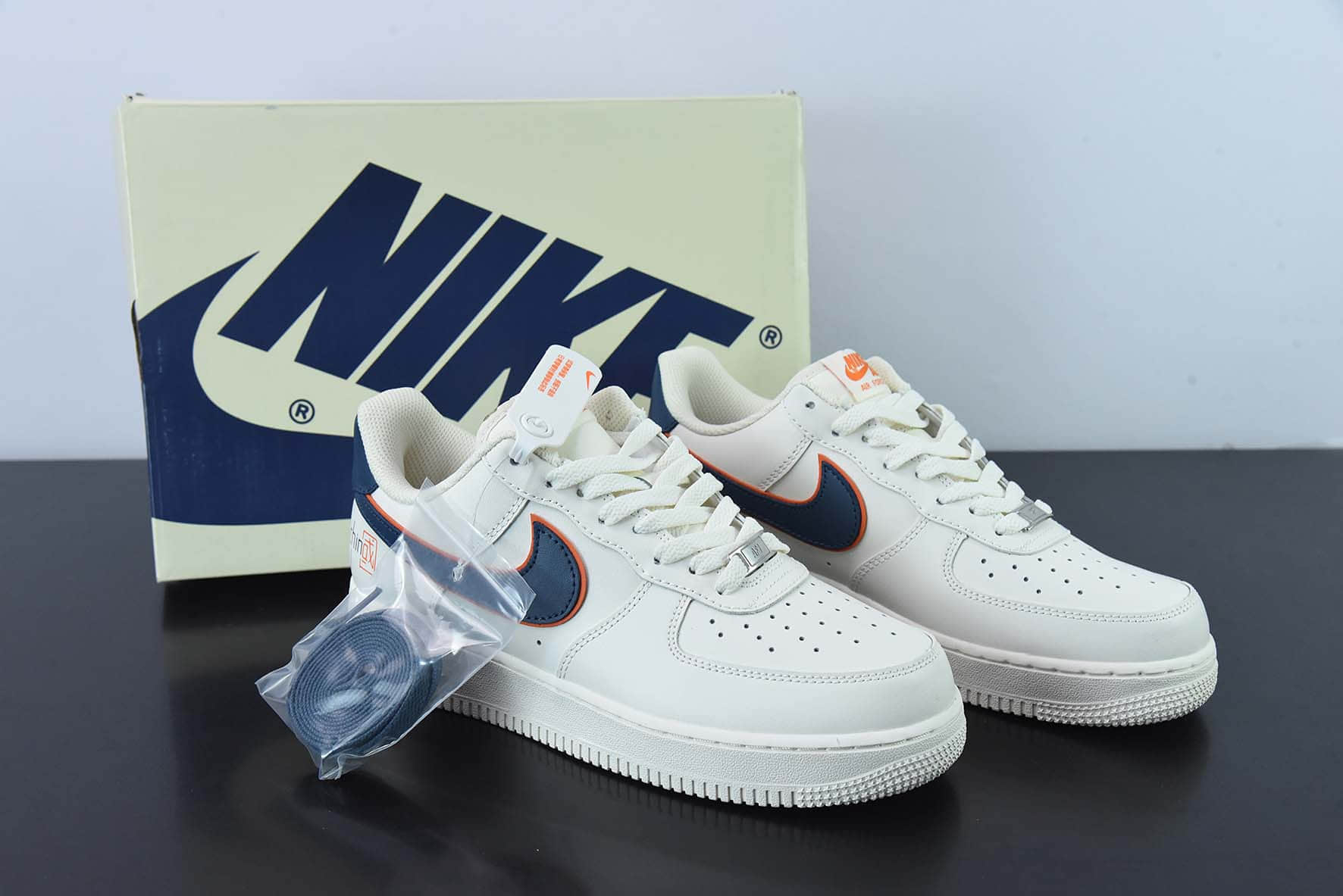 耐克Nike Air Force 1 '07 LowChina中国限定米黄白海军蓝橙空军一号低帮休闲板鞋纯原版本 货号:BS8871-101