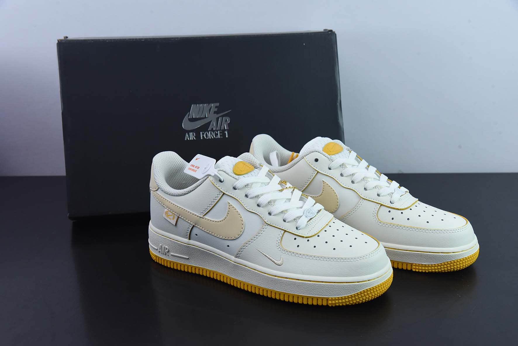 耐克Nike Air Force 1 AF1 米黄刺绣空军一号低帮休闲板鞋纯原版本 货号:FB1839-222