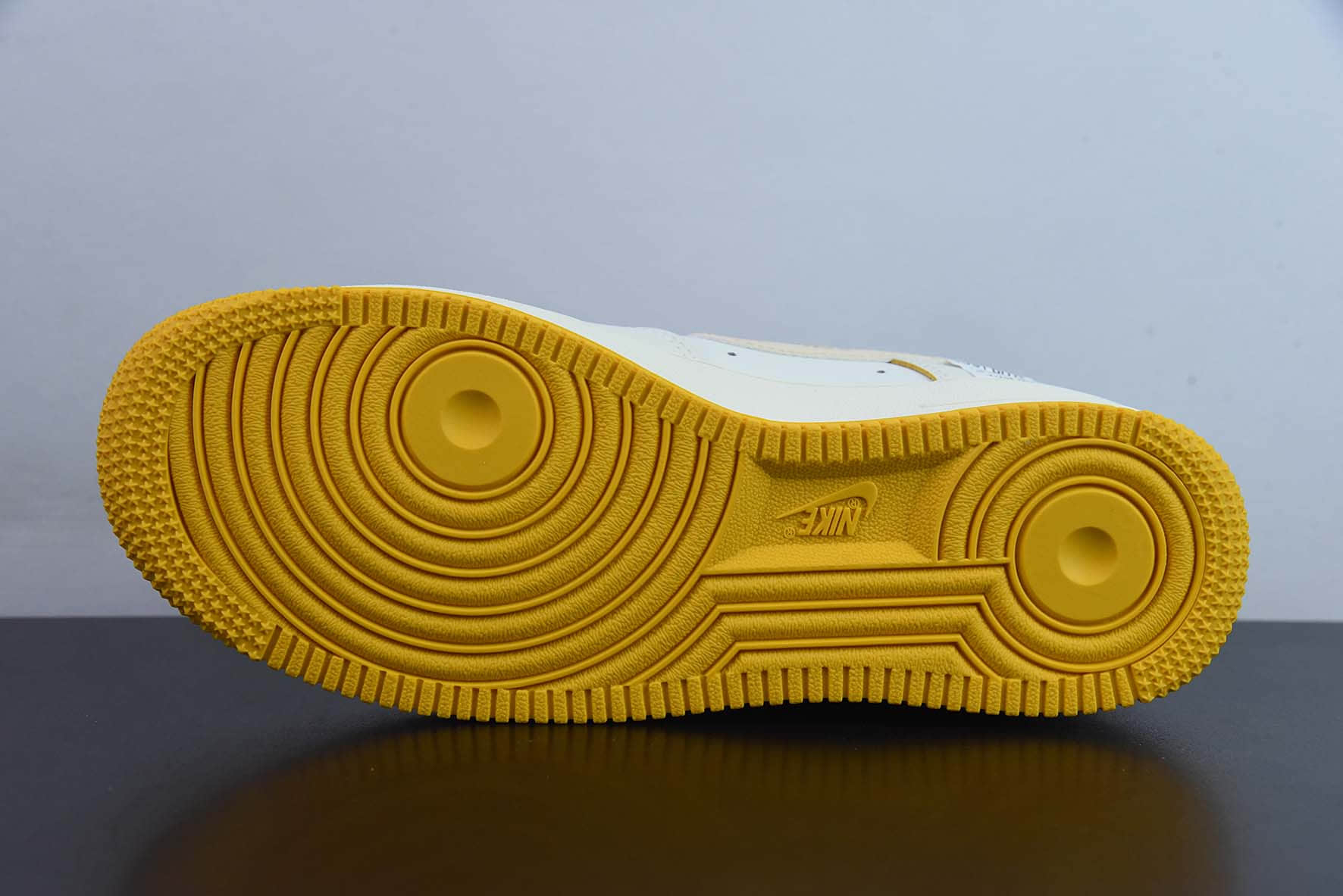 耐克Nike Air Force 1 AF1 米黄刺绣空军一号低帮休闲板鞋纯原版本 货号:FB1839-222