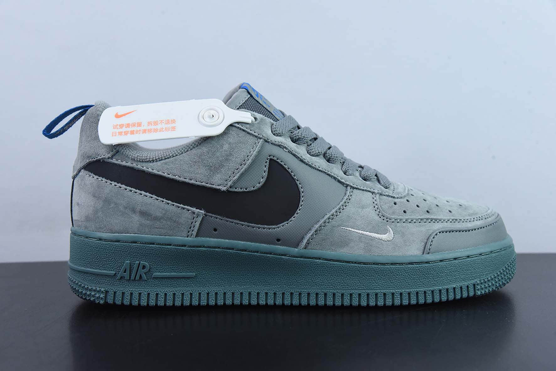 耐克Nike Air Force 1 AF1灰黑刺绣解构空军一号低帮休闲板鞋纯原版本 货号:DD6709-002