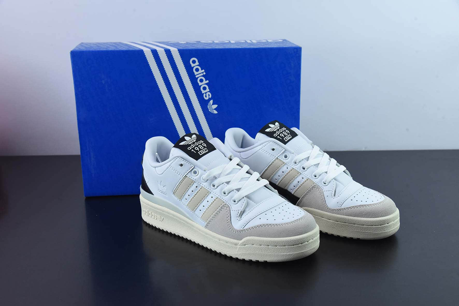 阿迪达斯Adidas Forum 84 Low 黑白灰KITH潮流店铺联名复古低帮百搭潮流休闲运动板鞋纯原版本 货号：GY2541