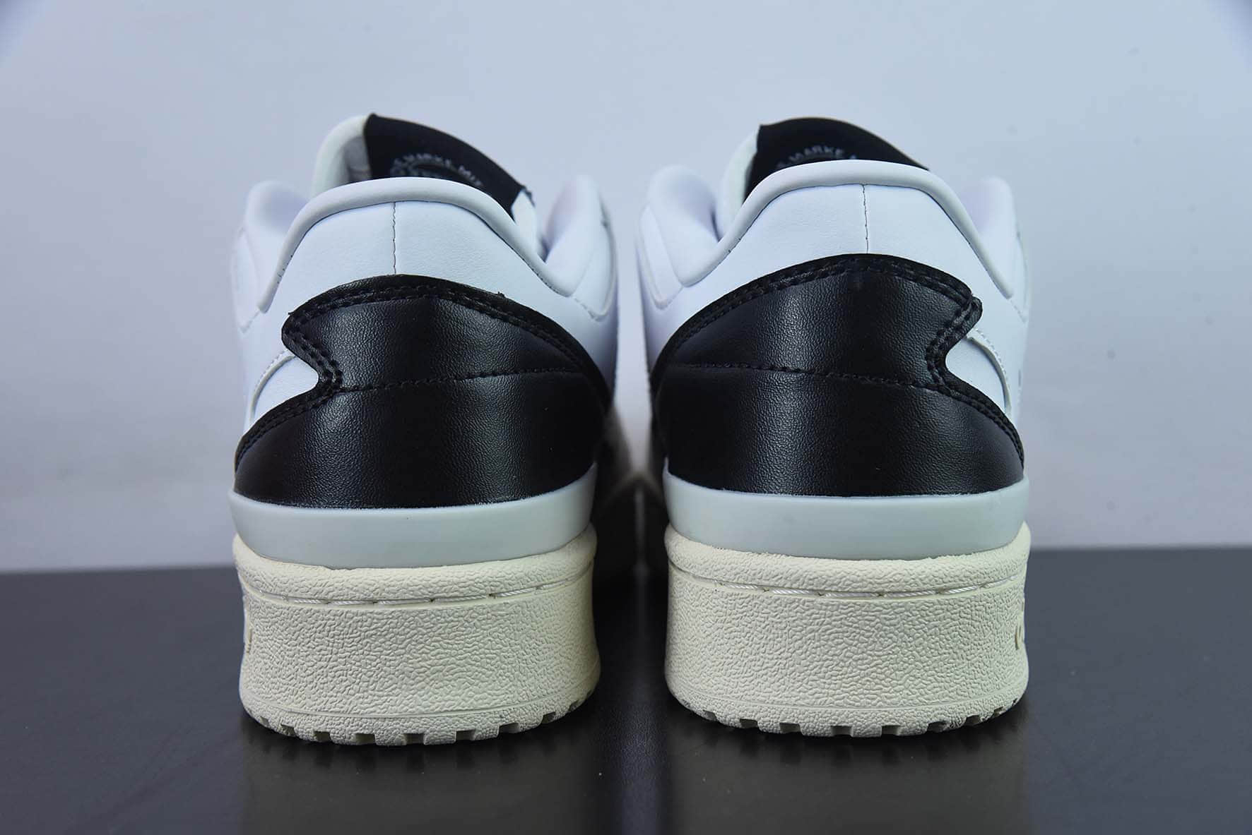 阿迪达斯Adidas Forum 84 Low 黑白灰KITH潮流店铺联名复古低帮百搭潮流休闲运动板鞋纯原版本 货号：GY2541