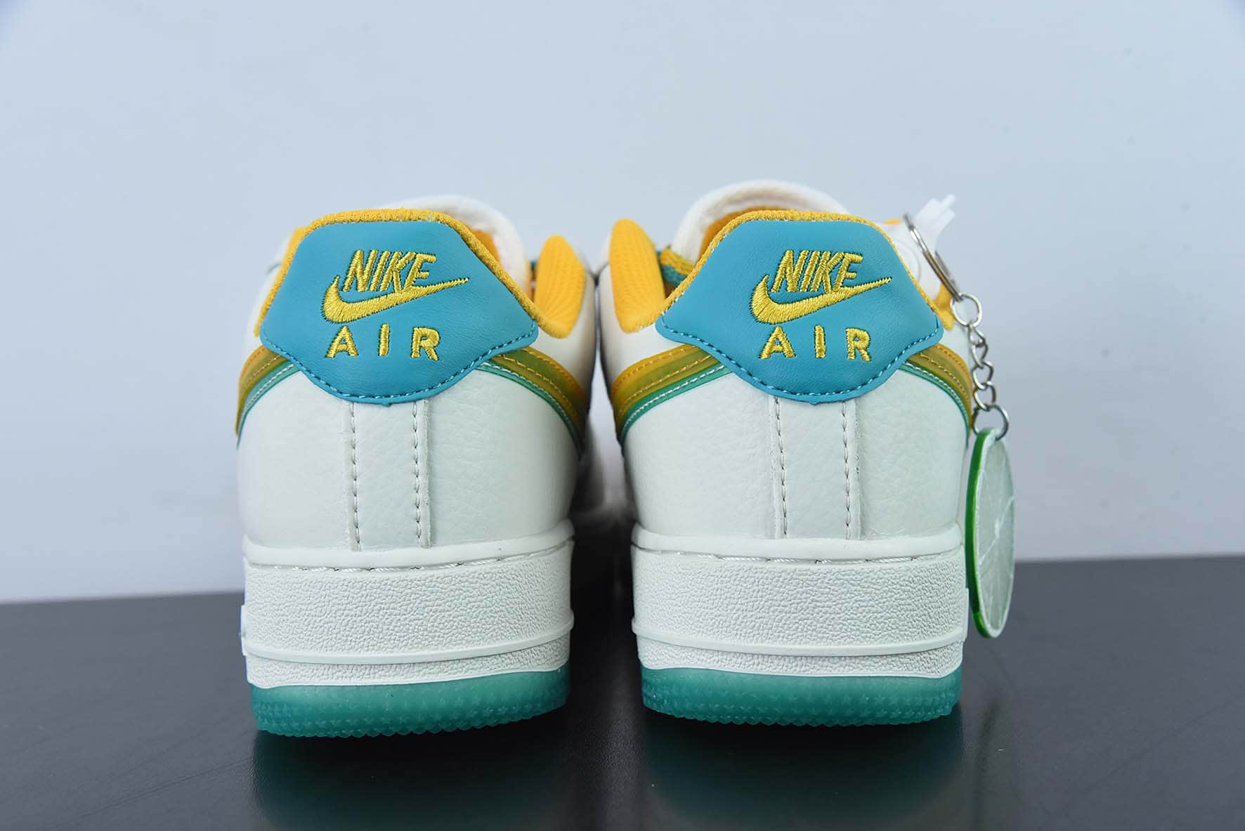 耐克Nike Air Force 1 '07 LowSprite皮革米白黄绿双钩空军一号经典低帮板鞋纯原版本 货号：CW1574-803