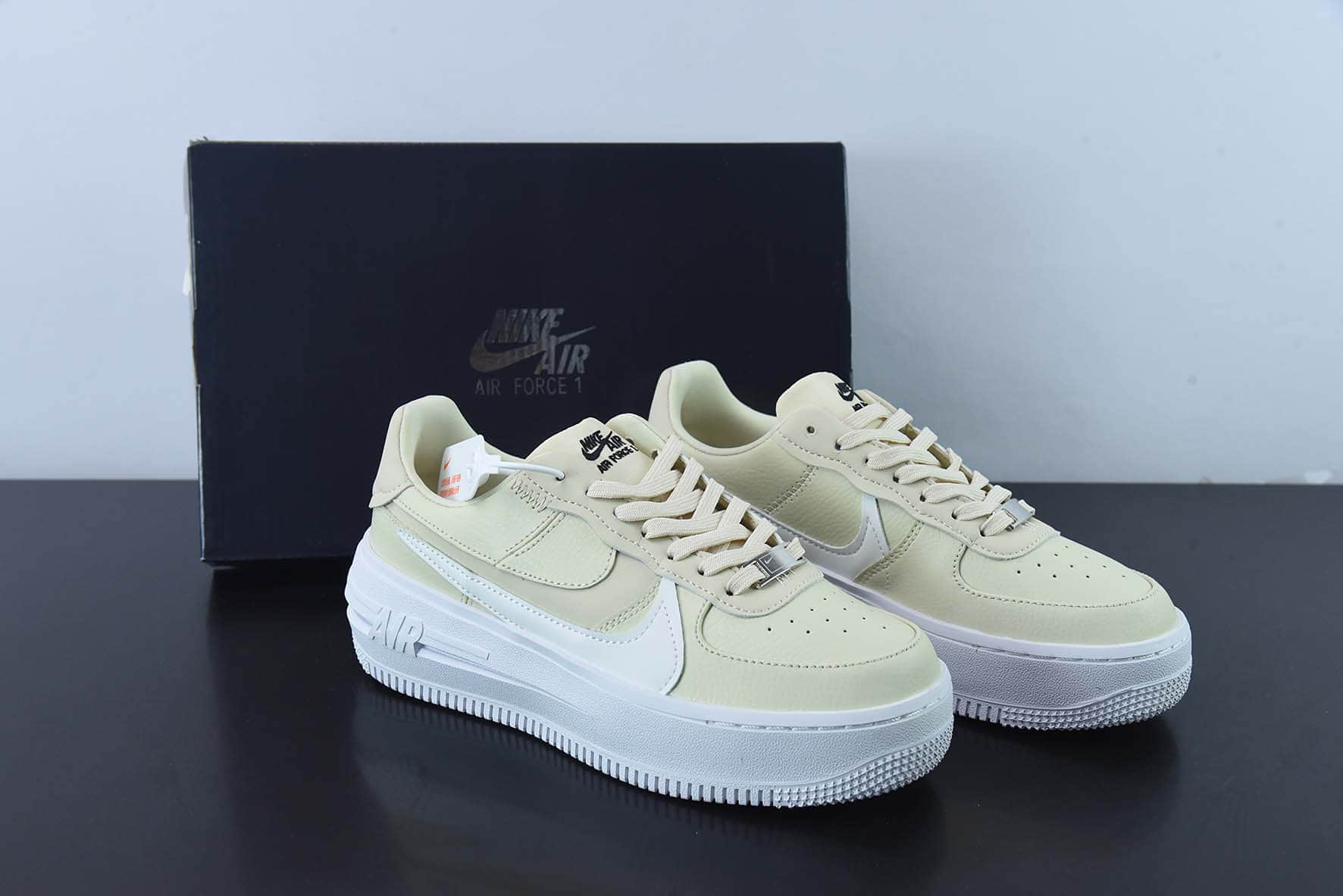 耐克Nike AF1 PLT.AF.ORM 四十周年限定浅黄白空军一号低帮休闲板鞋纯原版本 货号:DJ9946-200