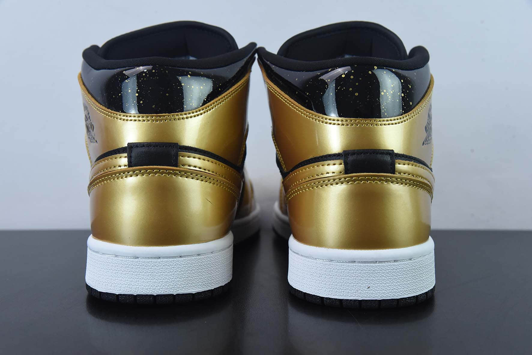 乔丹Air Jordan 1 Mid GSMetallic GoldAJ1乔丹一代黑金中帮文化篮球鞋纯原版本 货号:DR6967-071