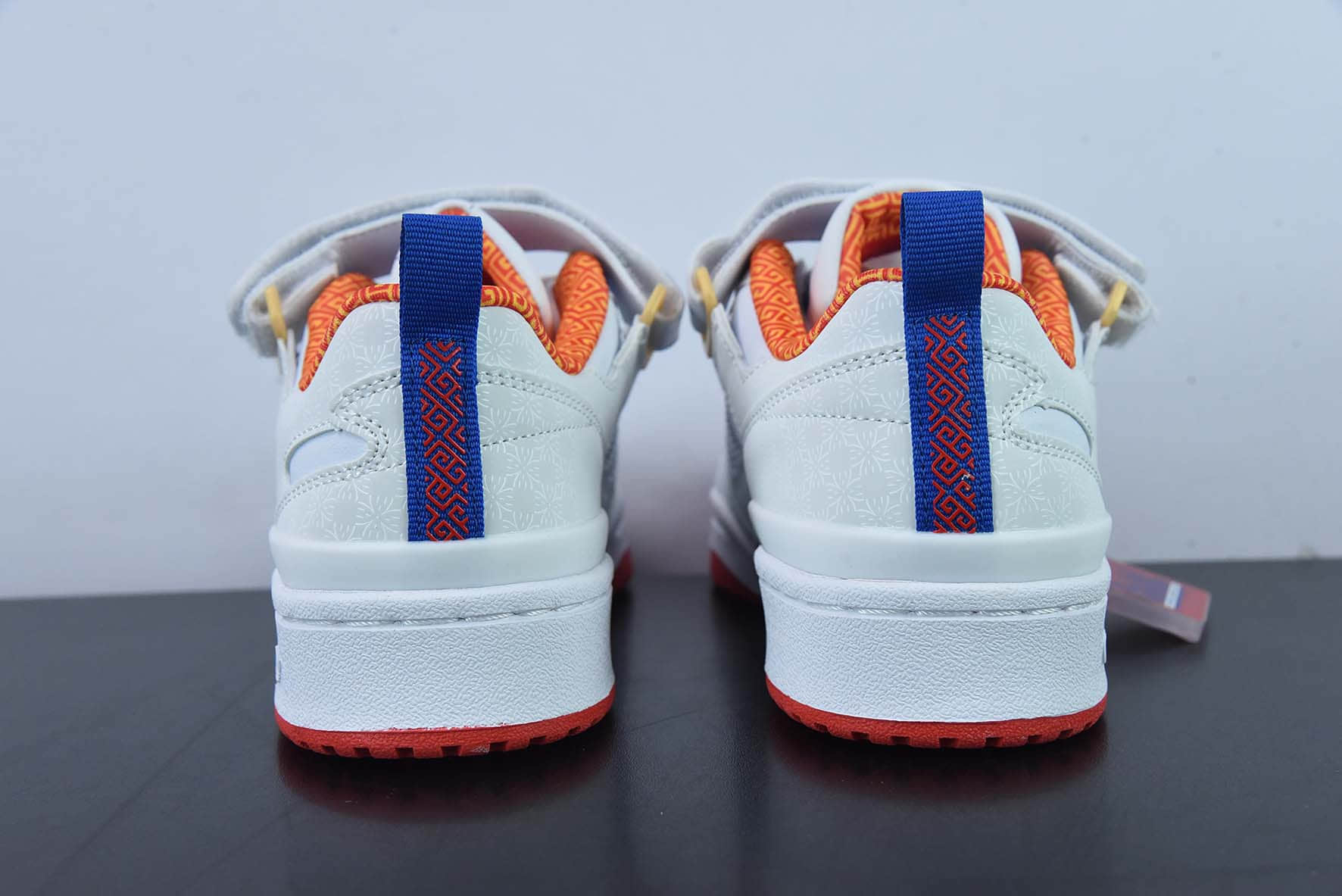 阿迪达斯Adidas Forum 84 Low 白蓝橙北京限定经典复古篮球鞋纯原版本 货号:HP2355