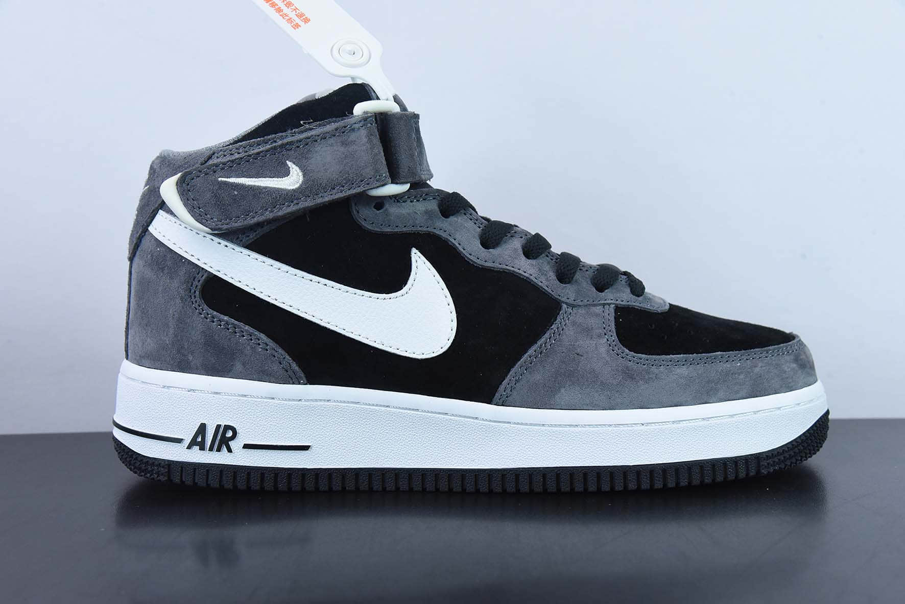 耐克Nike Air Force 1 MID ’07 麂皮暗黑灰配色空军一号中帮休闲板鞋纯原版本 货号:QT3369-996