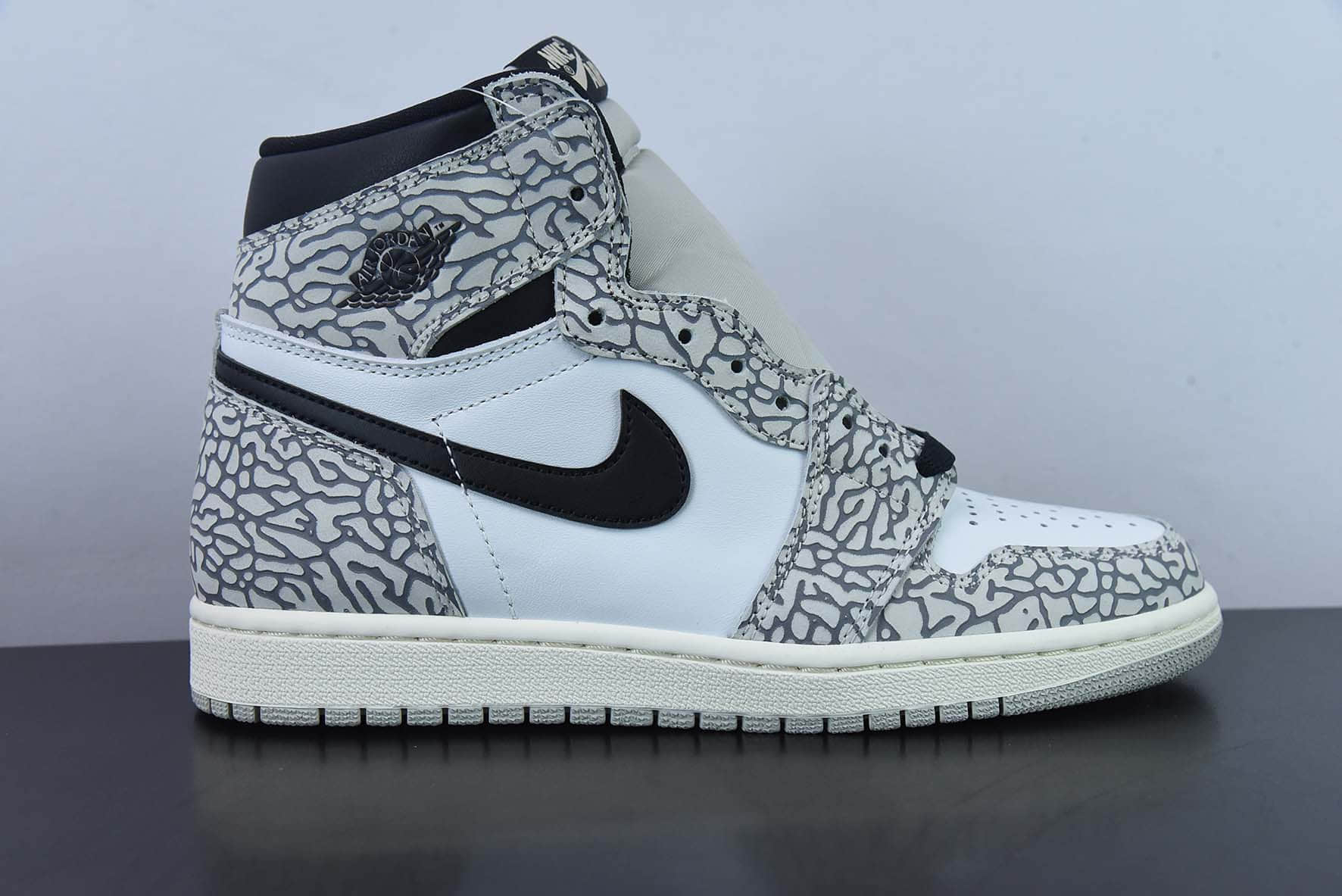 乔丹Air Jordan 1 Retro “Elephant” 大象爆裂纹高帮篮球鞋纯原版本 货号:DZ5485-052