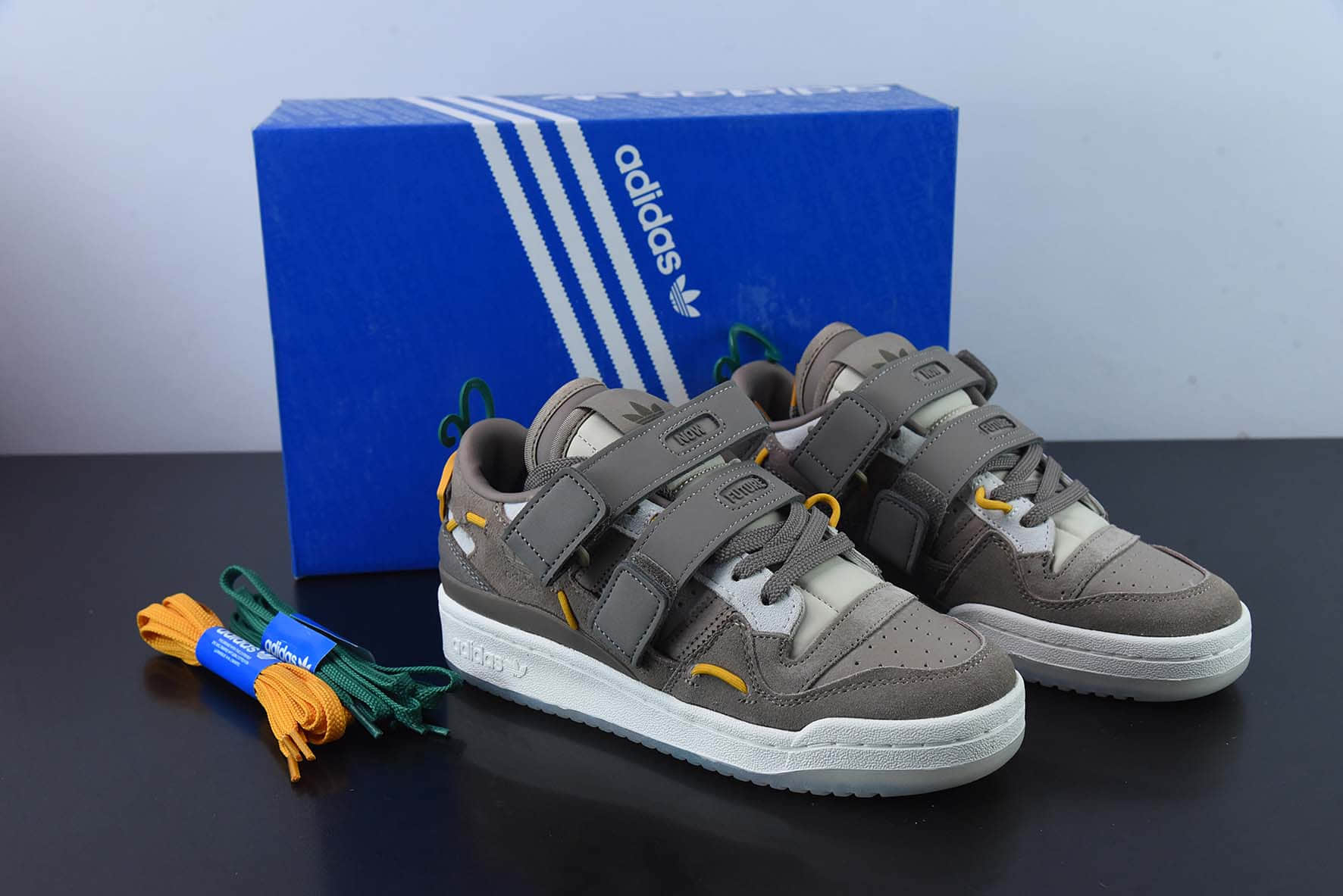 阿迪达斯Adidas Originals Forum 84 Low 罗马系列灰黄魔术贴低帮复古系带百搭休闲运动板鞋纯原版本 货号:GV9223