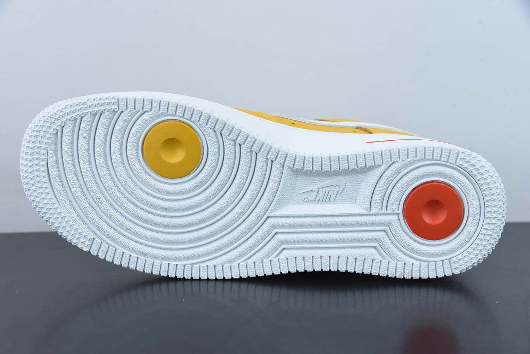 耐克Nike Air Force 1 '07 Low 白橙黄红小勾空军一号低帮运动休闲板鞋纯原版本 货号:DQ7582-700