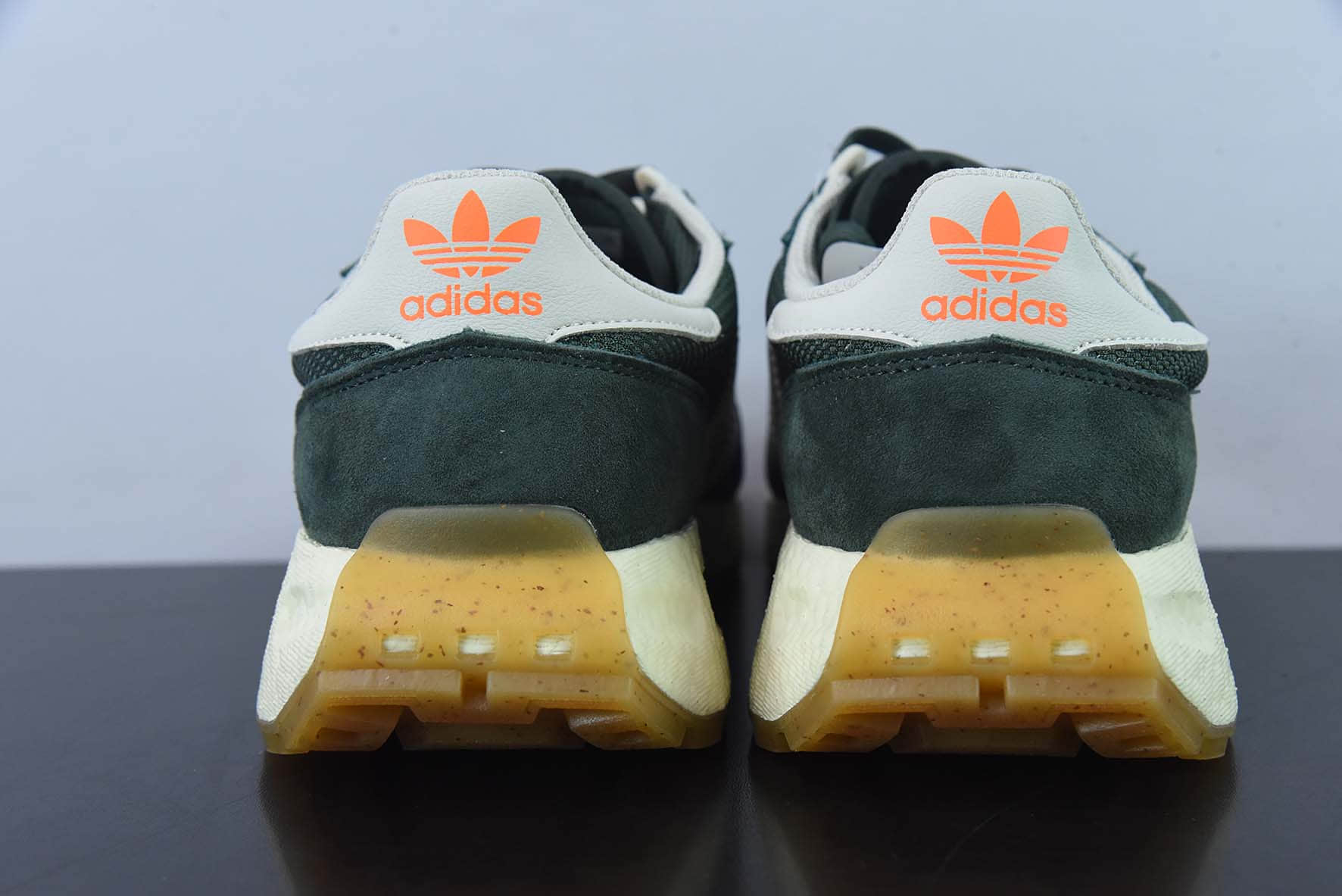 阿迪达斯 Adidas Retropy E5 白绿爆米花中底复古运动休闲跑步鞋纯原版本 货号:HP7849