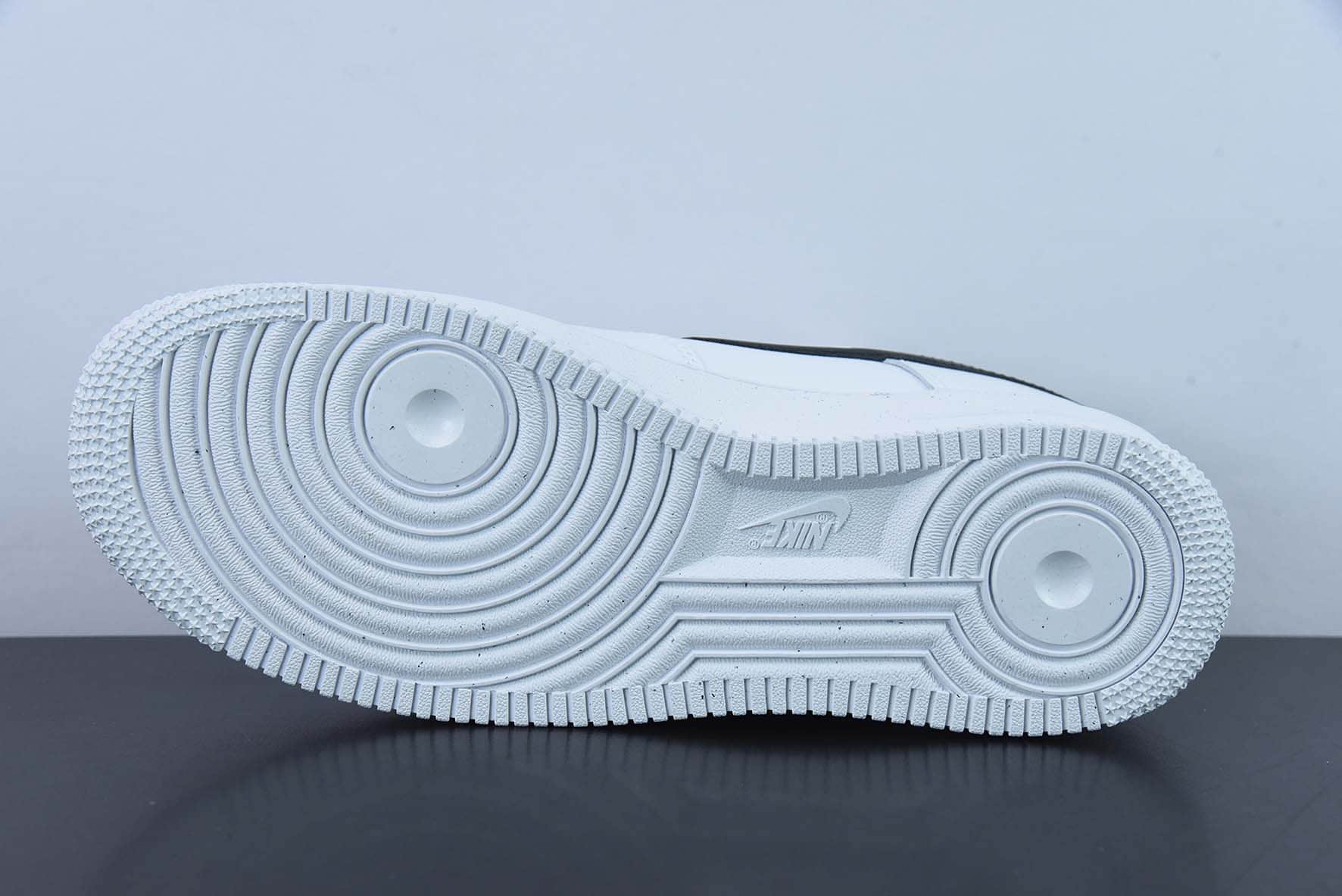 耐克Nike Air Force 1 Low 黑白大勾空军一号低帮运动休闲板鞋纯原版本 货号:FD0660-100