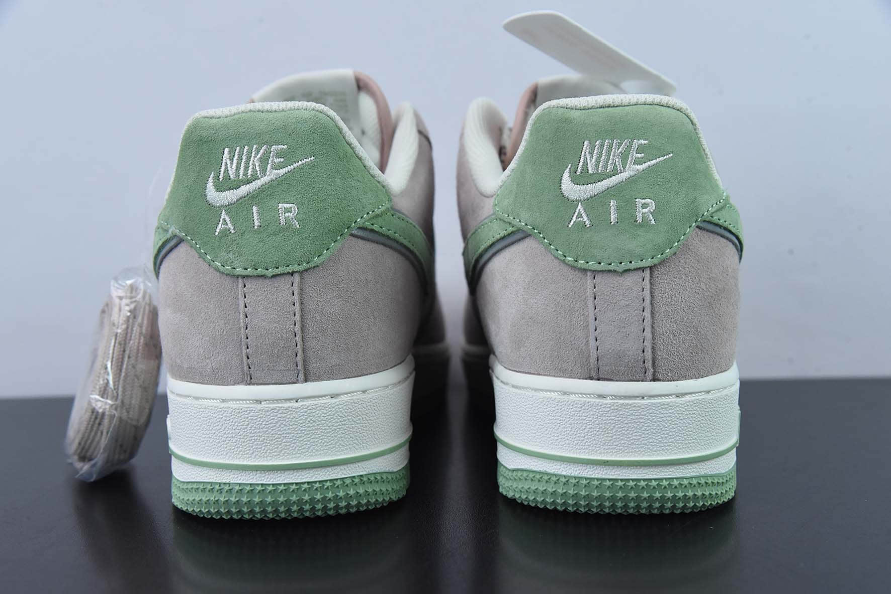 耐克Nike Otomo Katsuhiro x Air Force 1’07 LV8 LowAKIRA大友克洋联名麂皮浅灰抹茶绿空军一号低帮休闲板鞋纯原版本 货号:DD9969-065