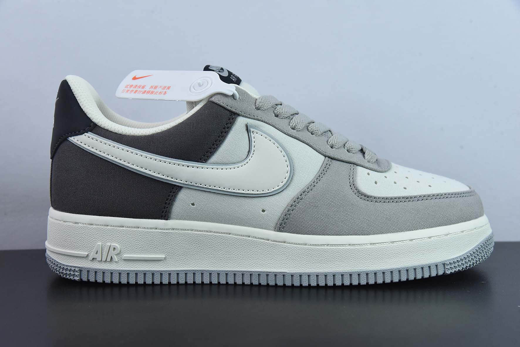 耐克NIke Air Force 1 '07 浅灰黑布面空军一号低帮休闲板鞋纯原版本 货号:DG2296-023