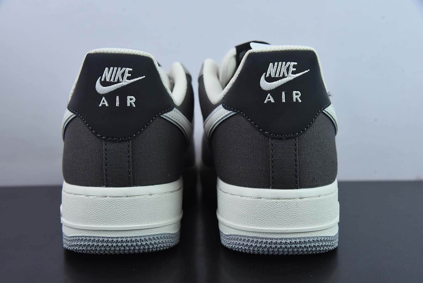 耐克NIke Air Force 1 '07 浅灰黑布面空军一号低帮休闲板鞋纯原版本 货号:DG2296-023