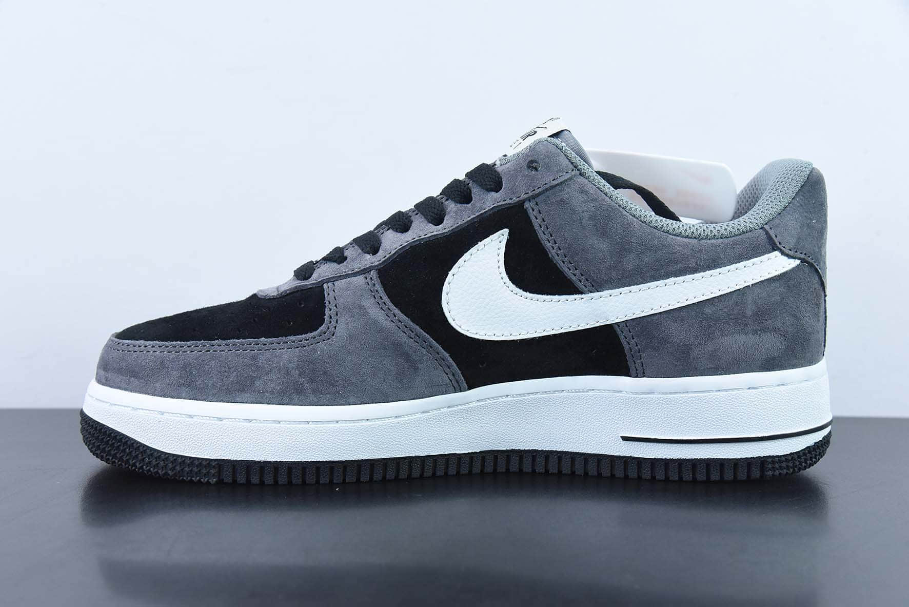 耐克Nike Air Force 1 Low ’07 麂皮黑灰配色空军一号低帮休闲板鞋纯原版本 货号:NT9966-336