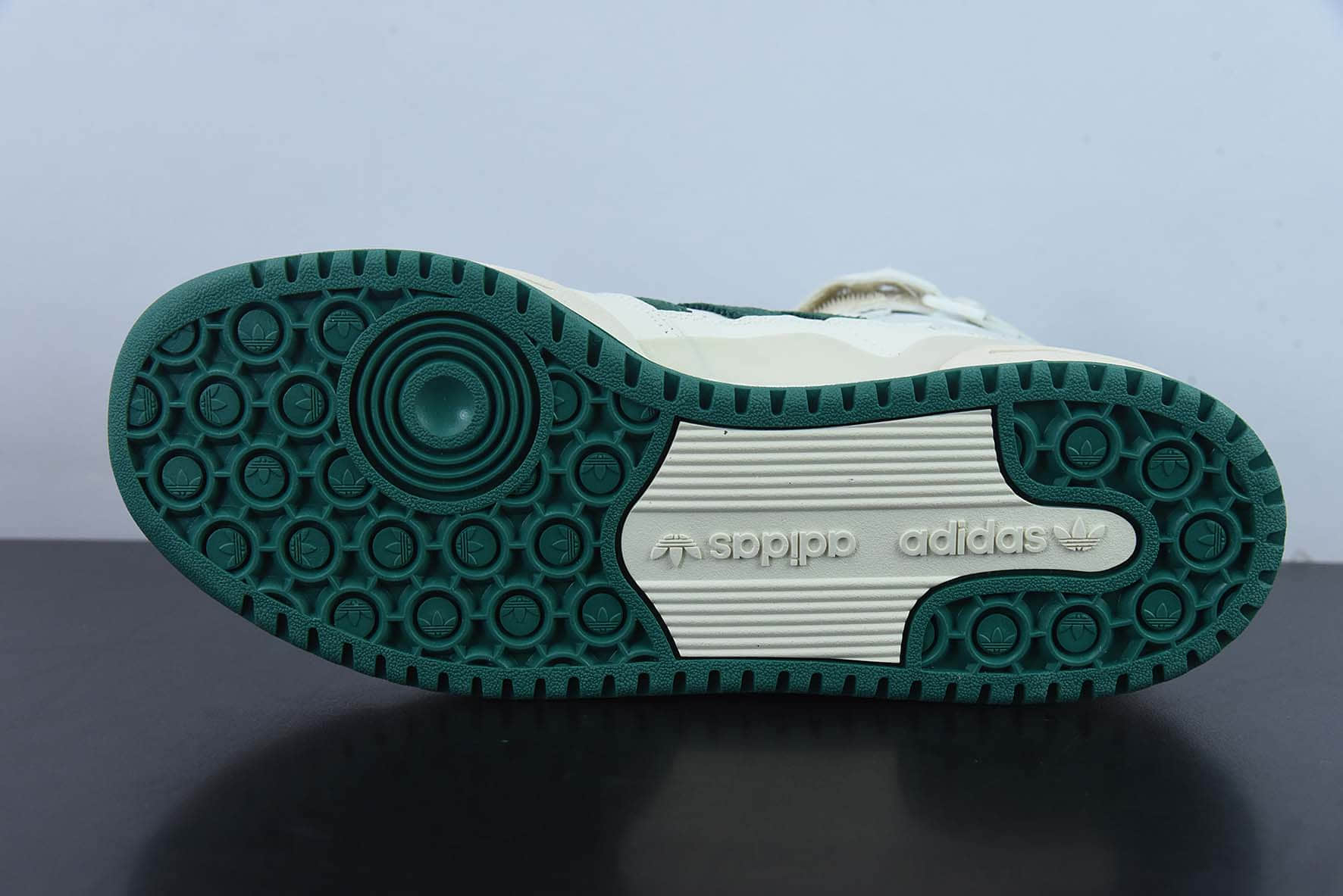 阿迪达斯Adidas Originals Forum 84 High 罗马系列皮革米白深绿魔术贴高帮复古系带百搭休闲运动板鞋纯原版本 货号:GX1519