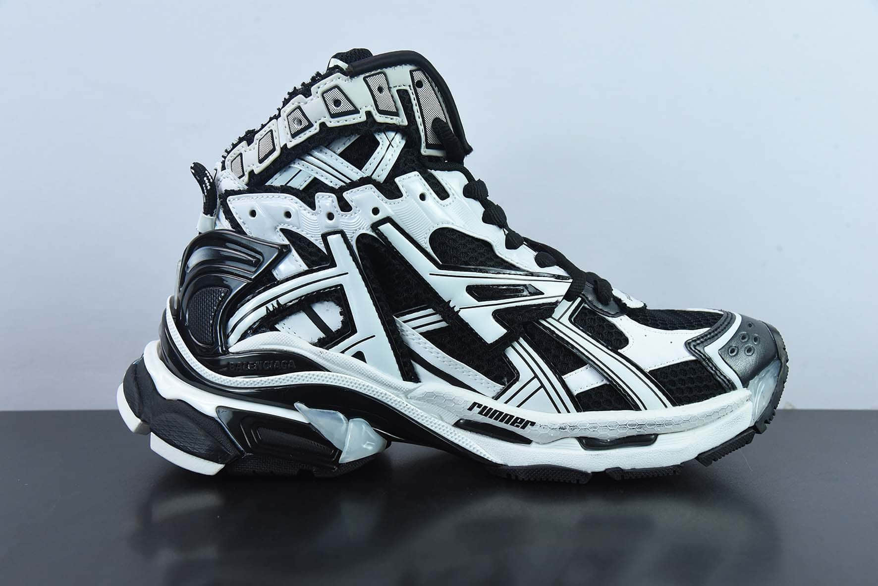 巴黎世家Balenciaga Runner Hightop 巴黎世家7.0黑白银高帮 22ss最新配色潮流复古老爹鞋纯原版本 货号：W3RH29010