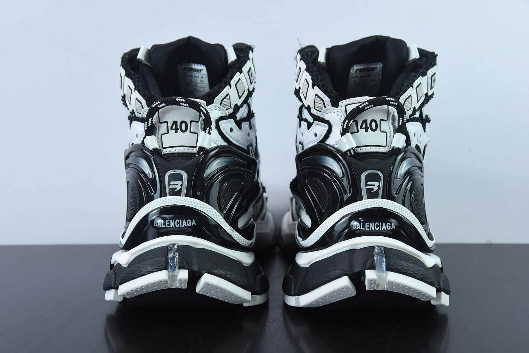 巴黎世家Balenciaga Runner Hightop 巴黎世家7.0黑白银高帮 22ss最新配色潮流复古老爹鞋纯原版本 货号：W3RH29010