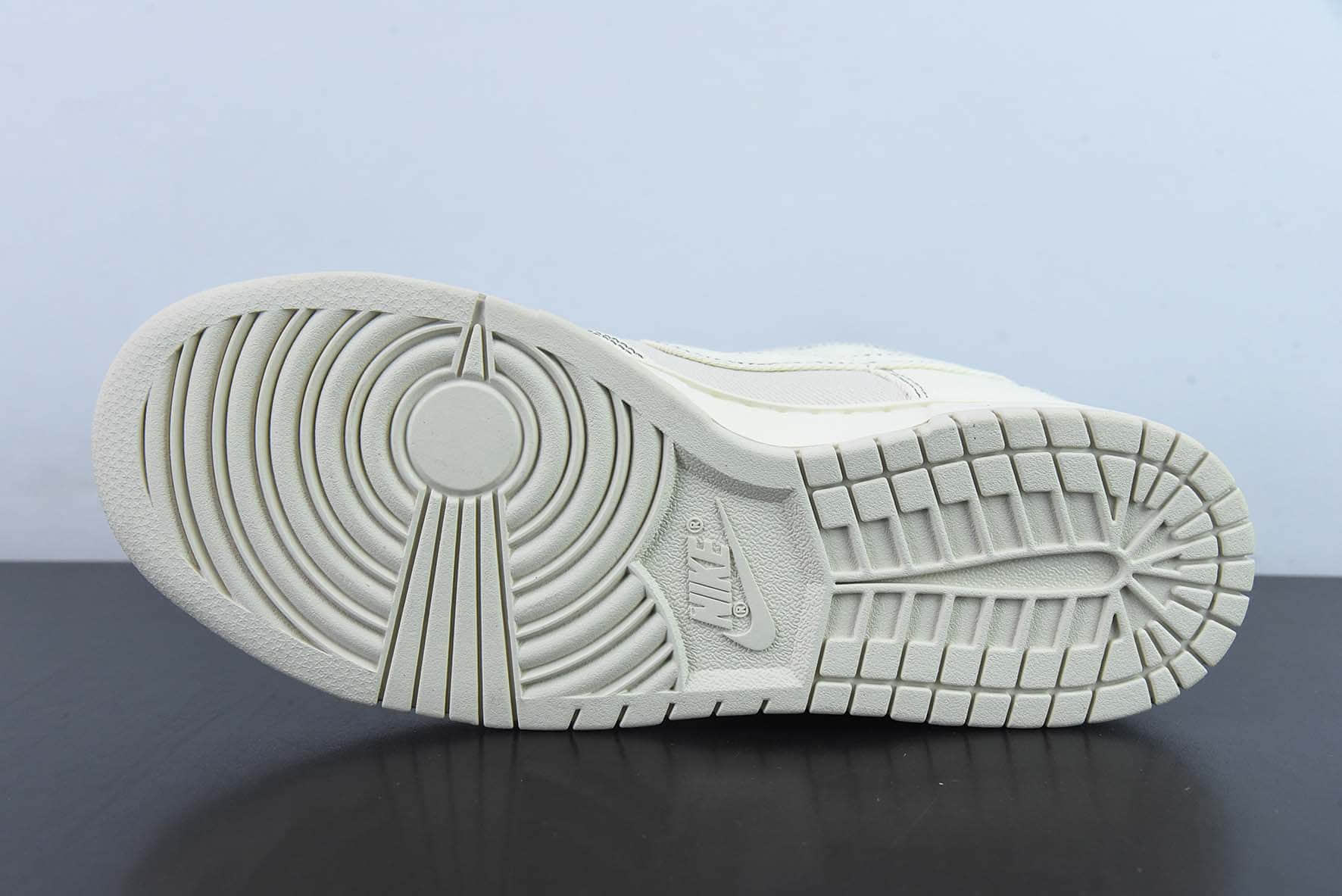 耐克Nike SB Dunk Low 丹宁白红满天星SB低帮休闲板鞋纯原版本 货号:DV0834-100