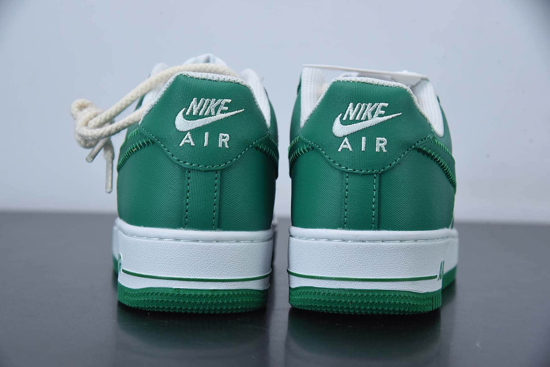 耐克Nike By You Air Force 1'07 Low Retro SP拼接皮革草绿白空军一号低帮休闲板鞋纯原版本 货号:DE0236-011