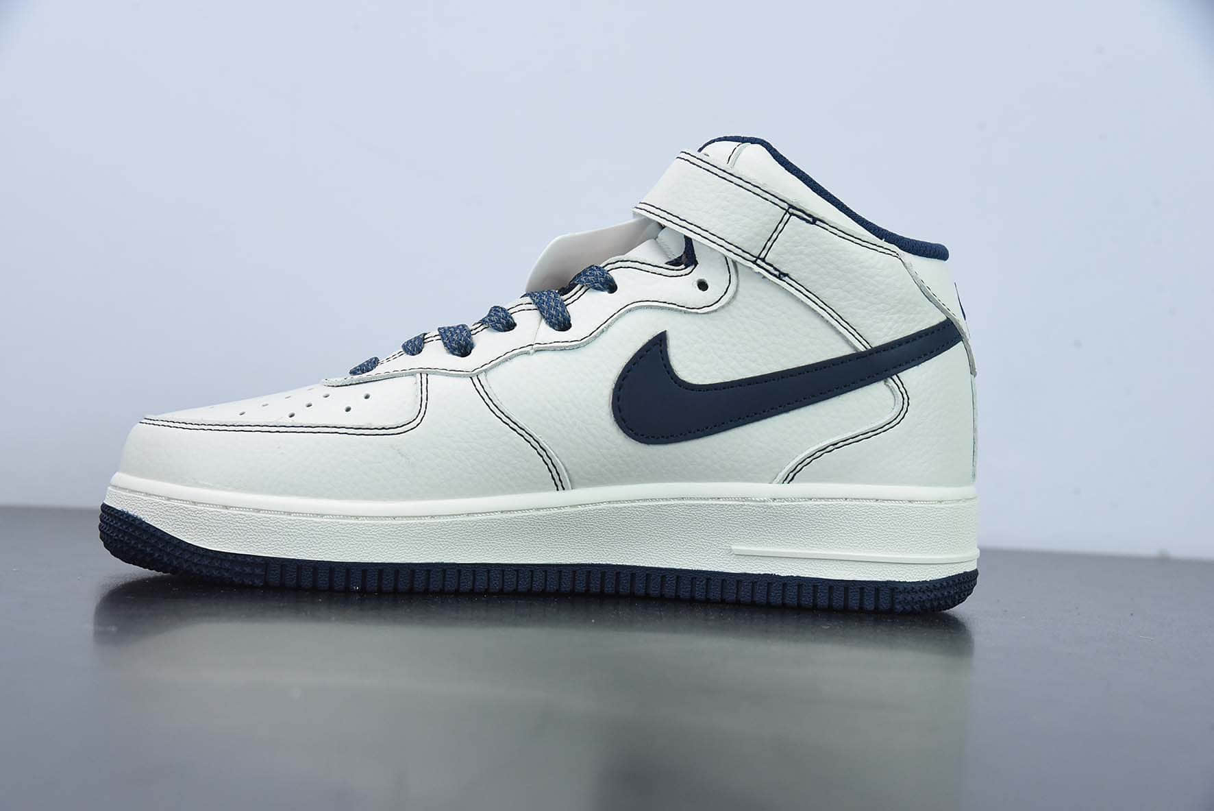 耐克Nike Air Force 1 MID 米深蓝满天星空军一号中帮休闲板鞋纯原版本 货号:MU3603-202