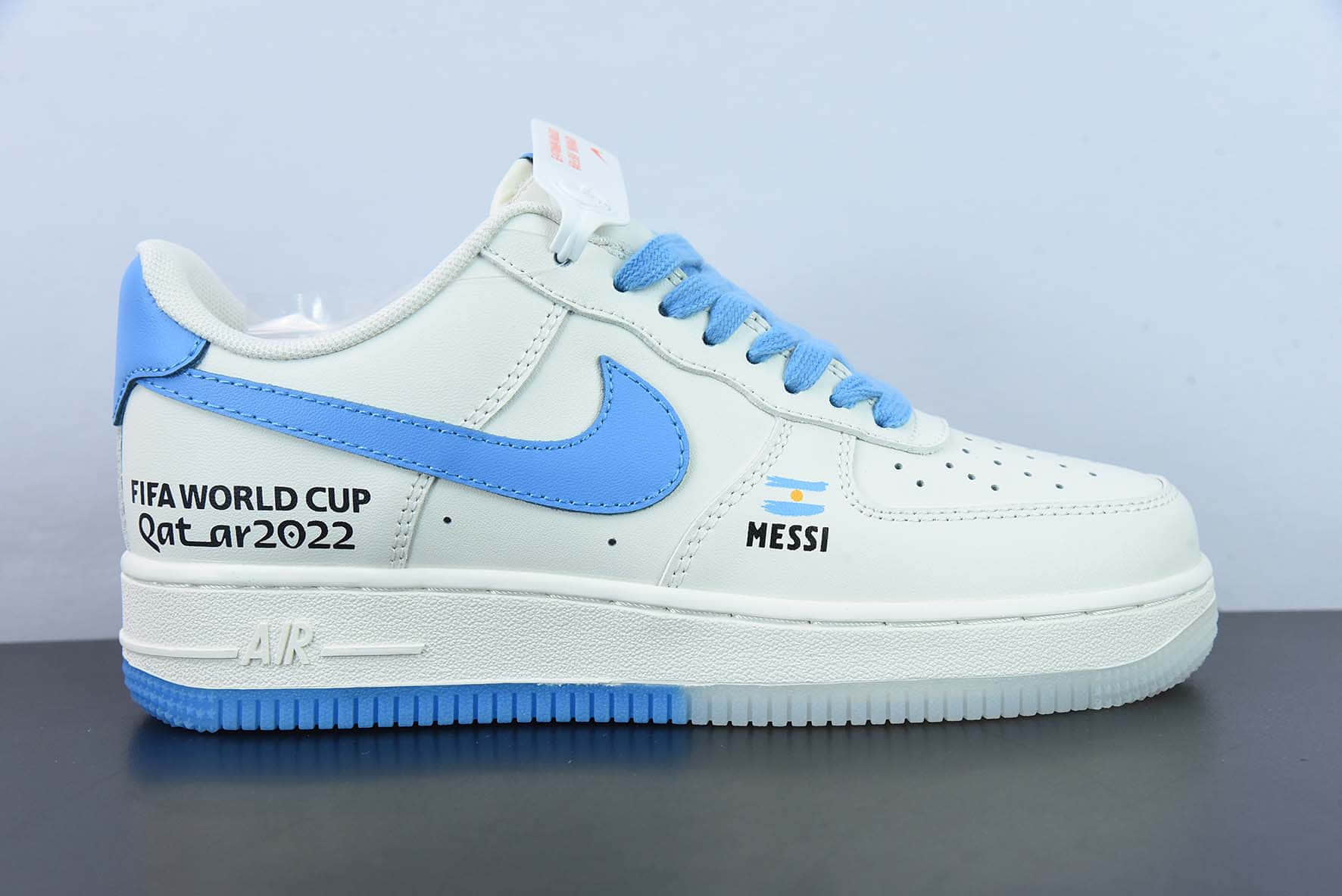 耐克NIke Air Force 1 '07 Low世界杯联名阿根廷—球王梅西空军一号低帮运动休闲板鞋纯原版本 货号:DR9868-800