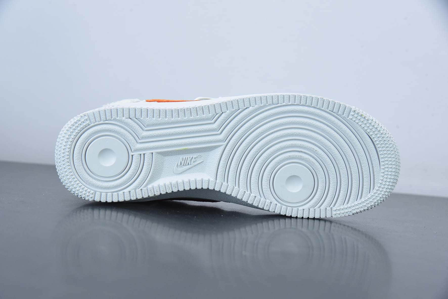 耐克Nike Air Force 1'07 Low 兔年限定空军一号低帮休闲板鞋纯原版本 货号:FD9912-181