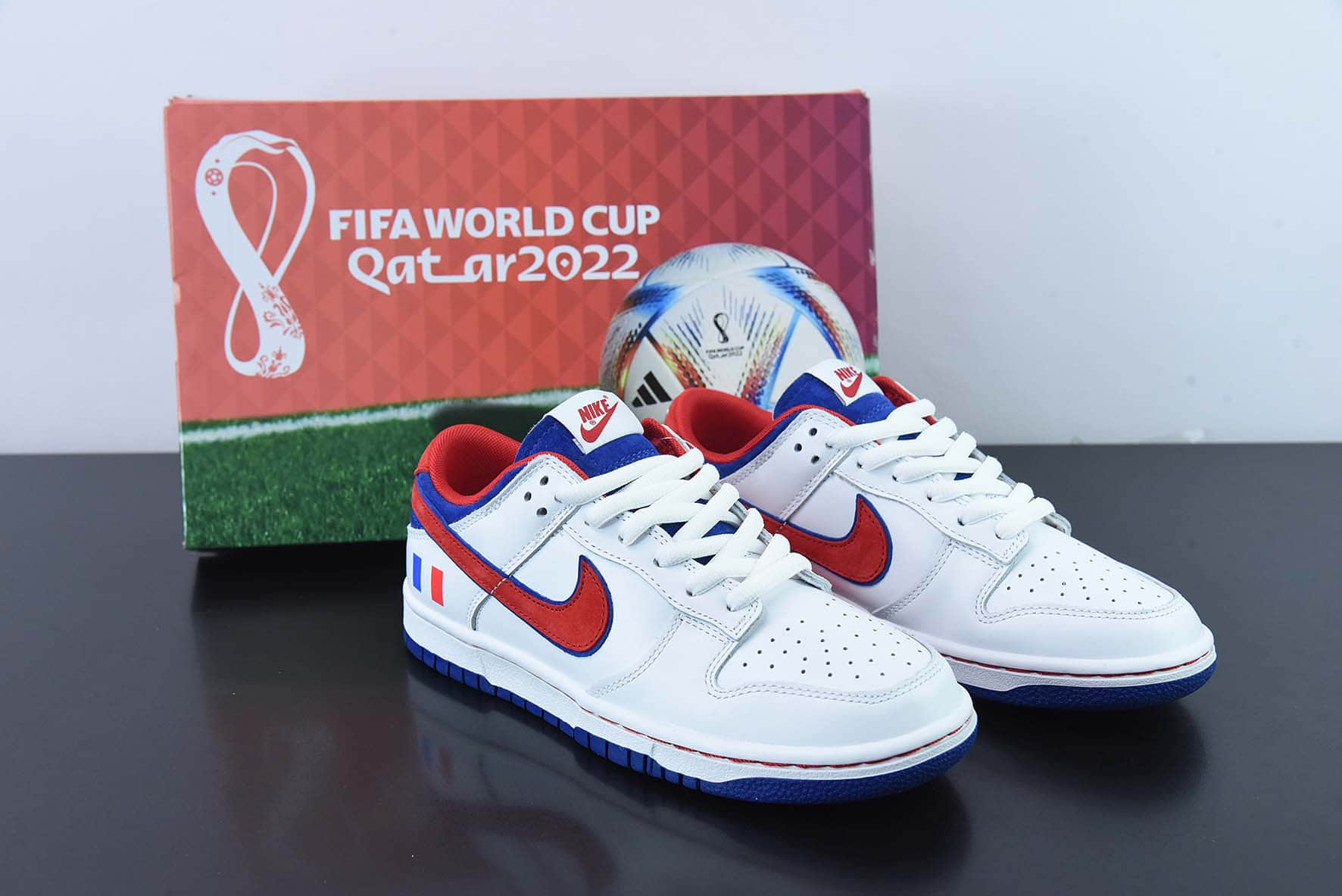 耐克Nike Otomo Katsuhiro x Nike SB Dunk Low Steamboy OSTSB 大友克洋联名白蓝红法国世界杯定制版低帮滑板鞋纯原版本 货号:FR2022-668