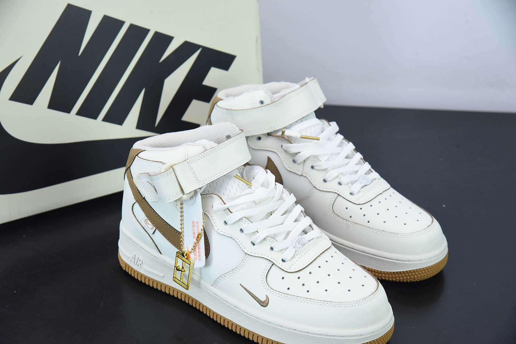 耐克Nike Air Force 1'07 Mid Mocha Brown 摩卡棕空军一号中帮休闲板鞋纯原版本 货号：FB1869-022