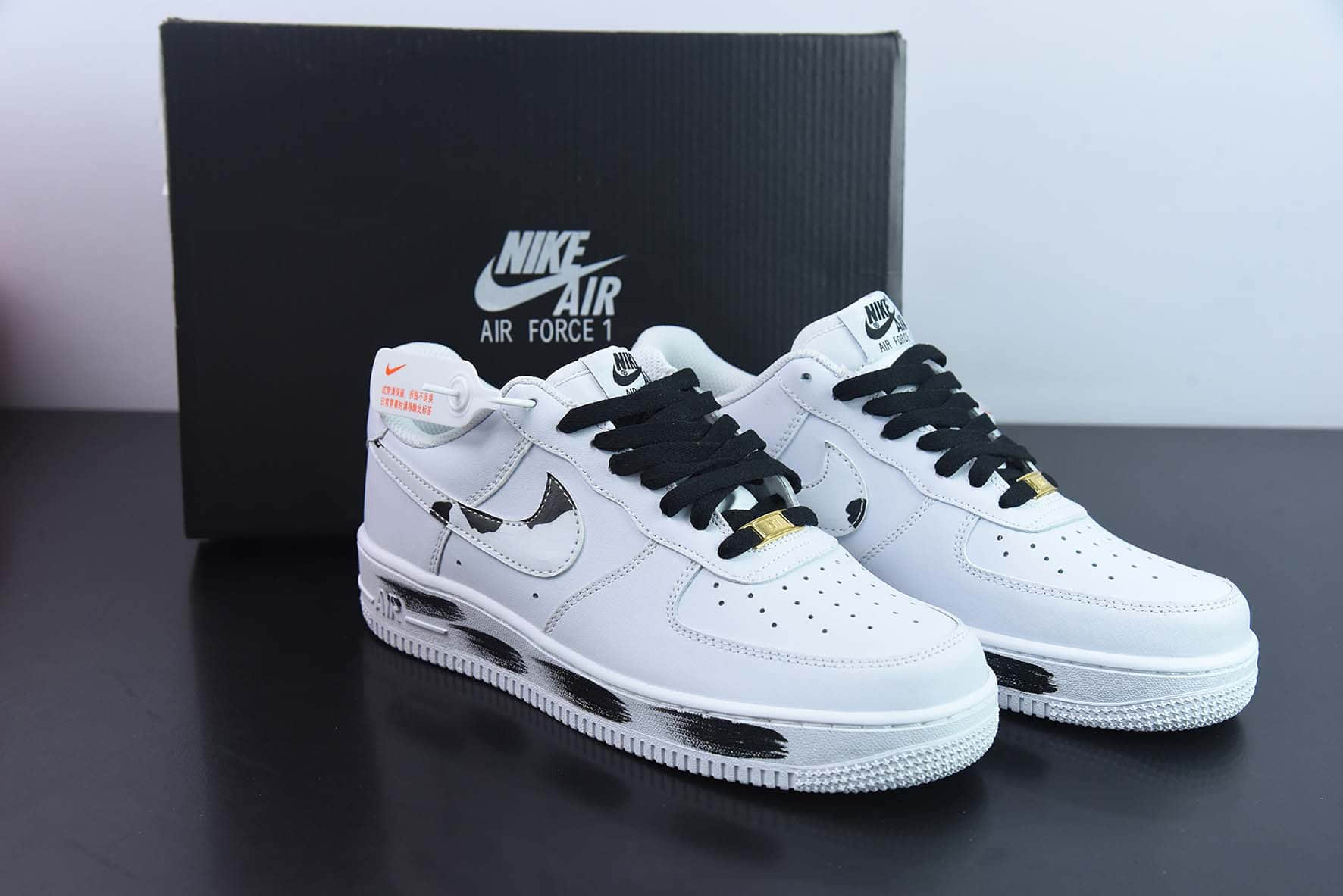 耐克Nike Air Force 1 Low '07 黑白奶牛低帮空军一号休闲板鞋纯原版本 货号:DE0023-001