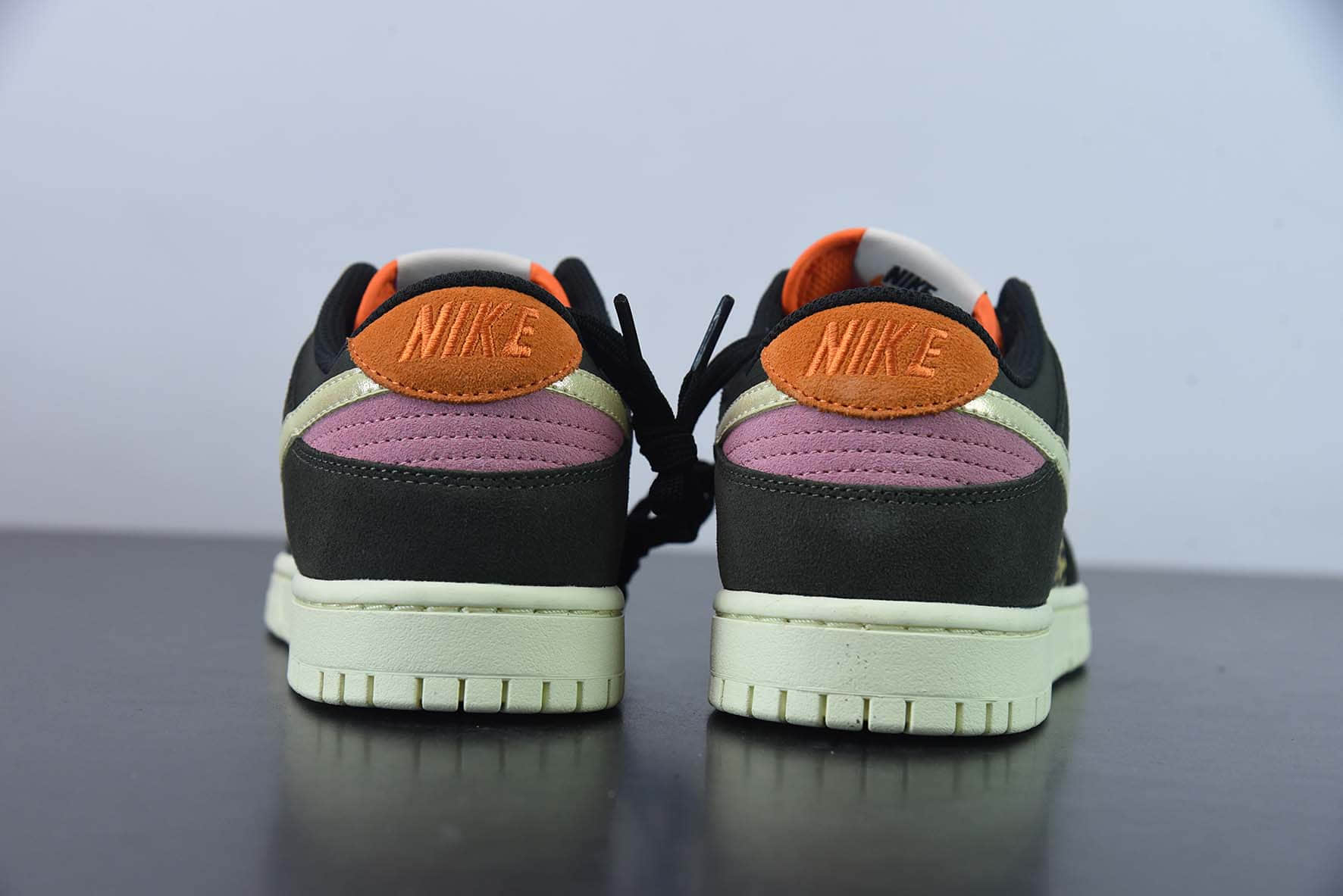 耐克Nike Dunk Low Rainbow Trout 鳝鱼联名款 SB低帮休闲板鞋纯原版本 货号:FH7523-300