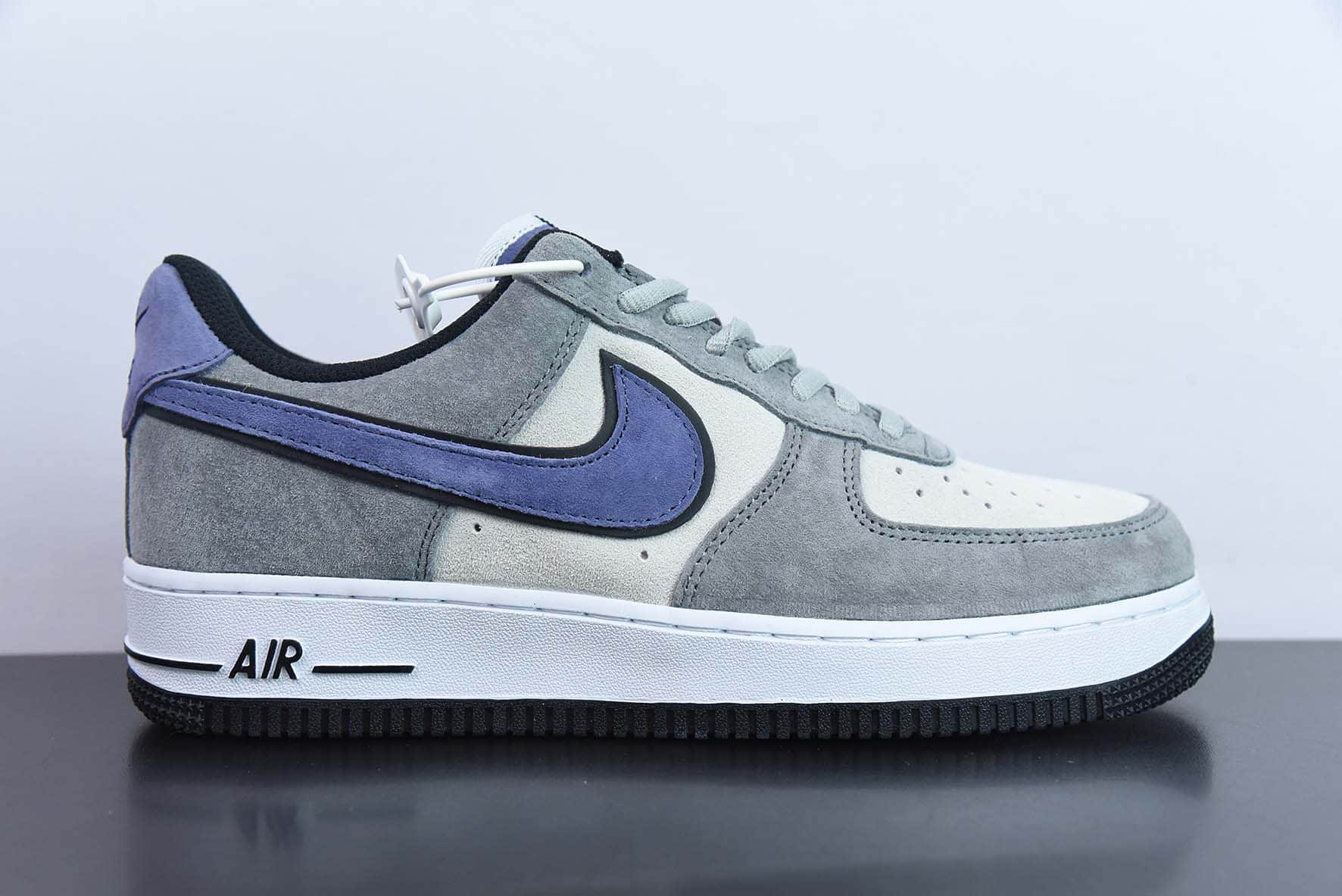 耐克Nike Air Force 1 Low ’07 灰紫勾麂皮空军一号低帮休闲板鞋纯原版本 货号：HH9636-056