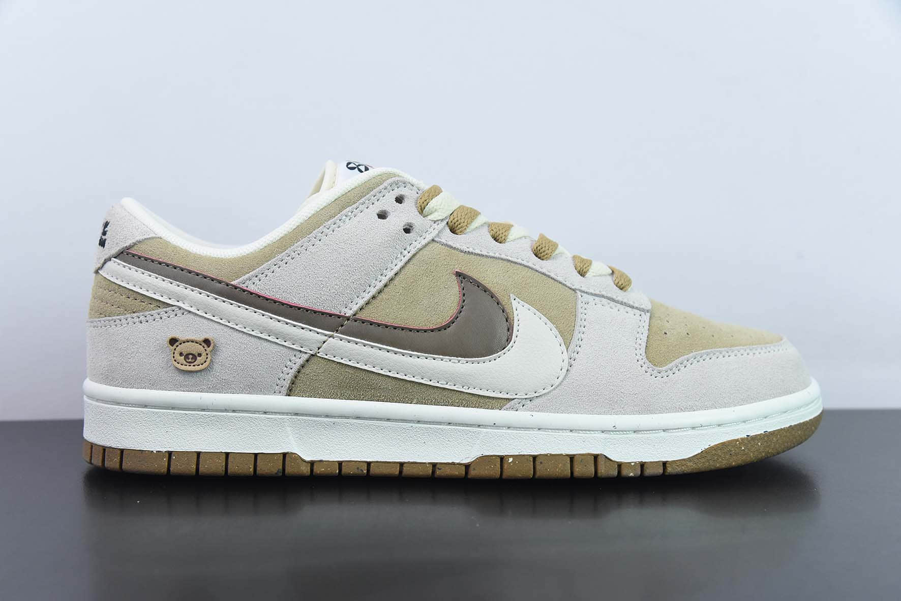 耐克Nike Dunk Low SE “85” 双勾棕白小熊饼干双钩复古休闲板鞋纯原版本 货号：DO9457-100