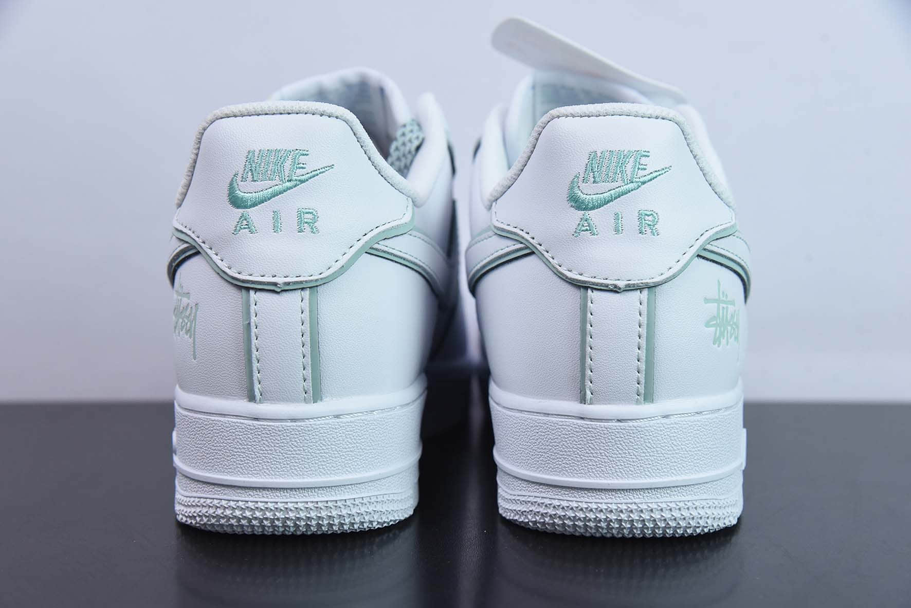 耐克Nike Stussyx Nike Air Force 1 Low 斯图西联名冰蓝炫彩反光空军一号低帮休闲板鞋纯原版本 货号:DT0617-029