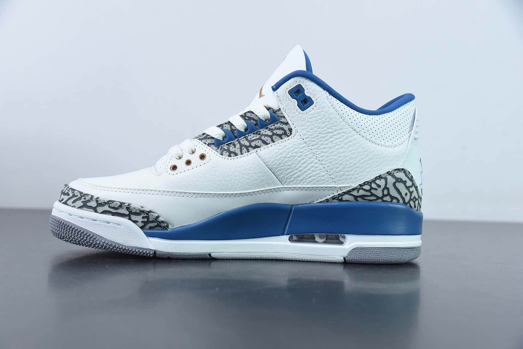 乔丹Air Jordan 3 Retro WizardsAJ3白蓝爆裂纹男子文化篮球鞋纯原版本 货号：CT8532-148