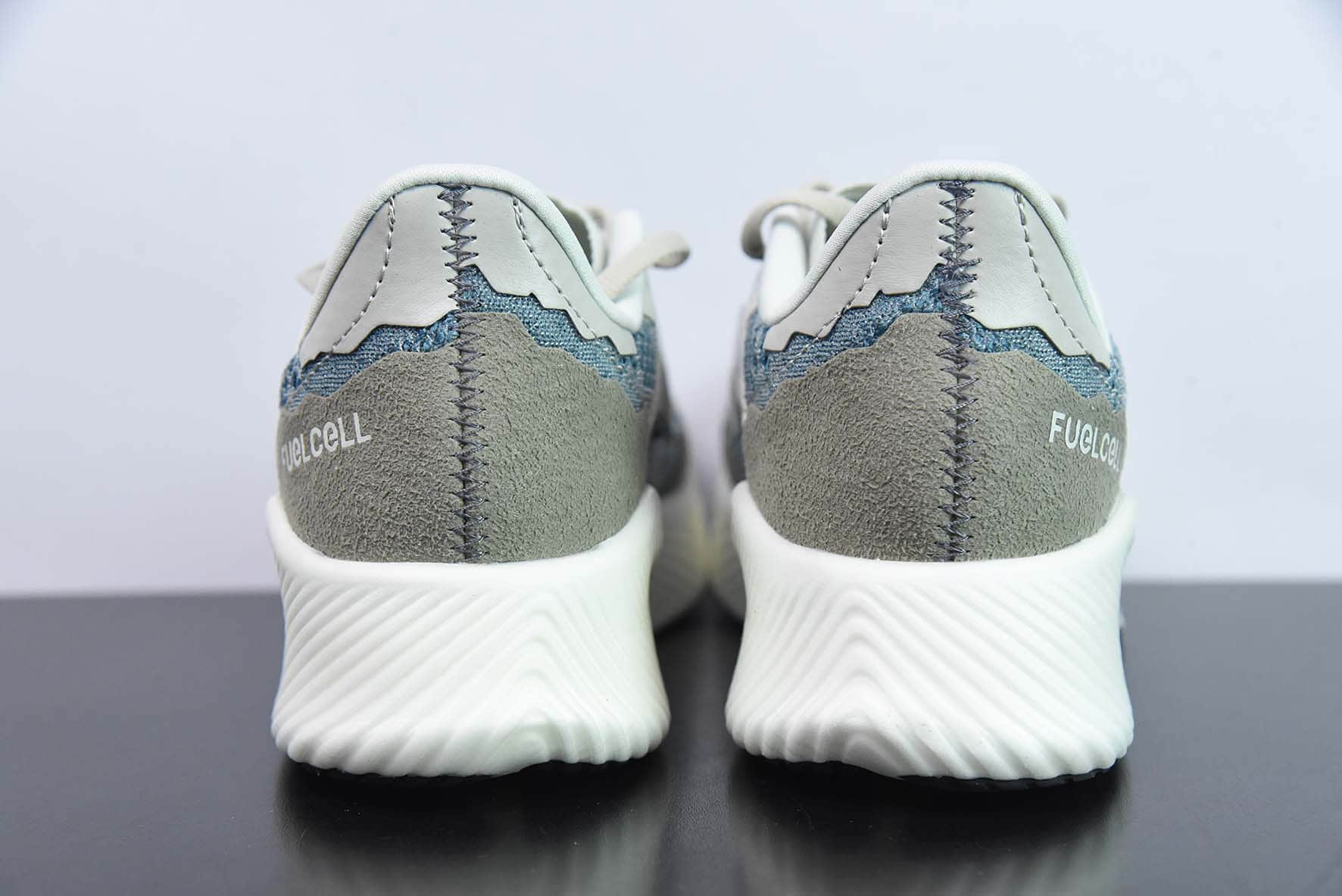 新百伦New BalanceStone Island x New Balance RC Elite V2 SI 联名款灰蓝真碳板复古休闲跑步鞋纯原版本 货号:MSRCELTO