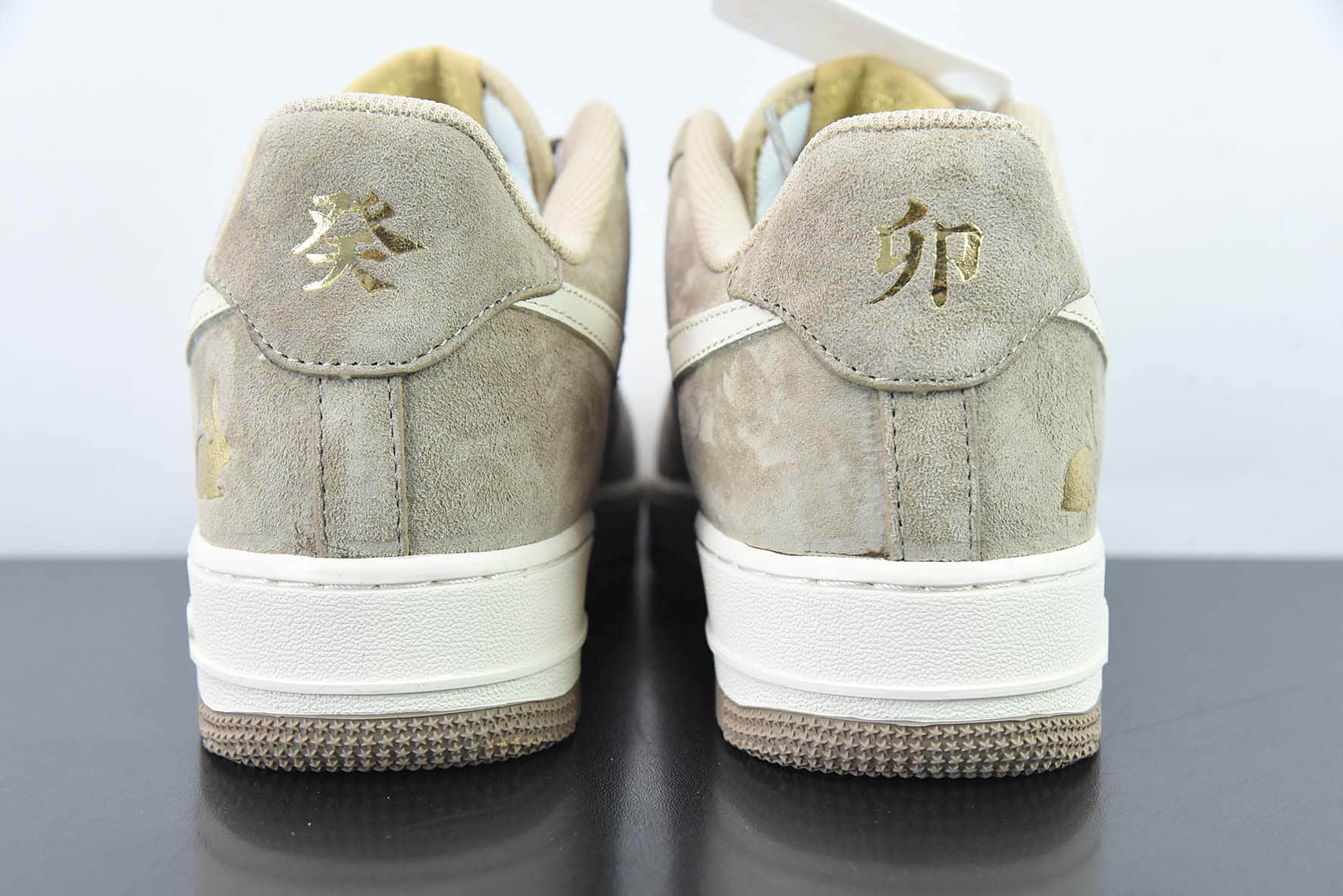 耐克NIke Air Force 1 '07 Low “中国年-金兔送福”空军一号低帮休闲板鞋纯原版本 货号:BS9055-814