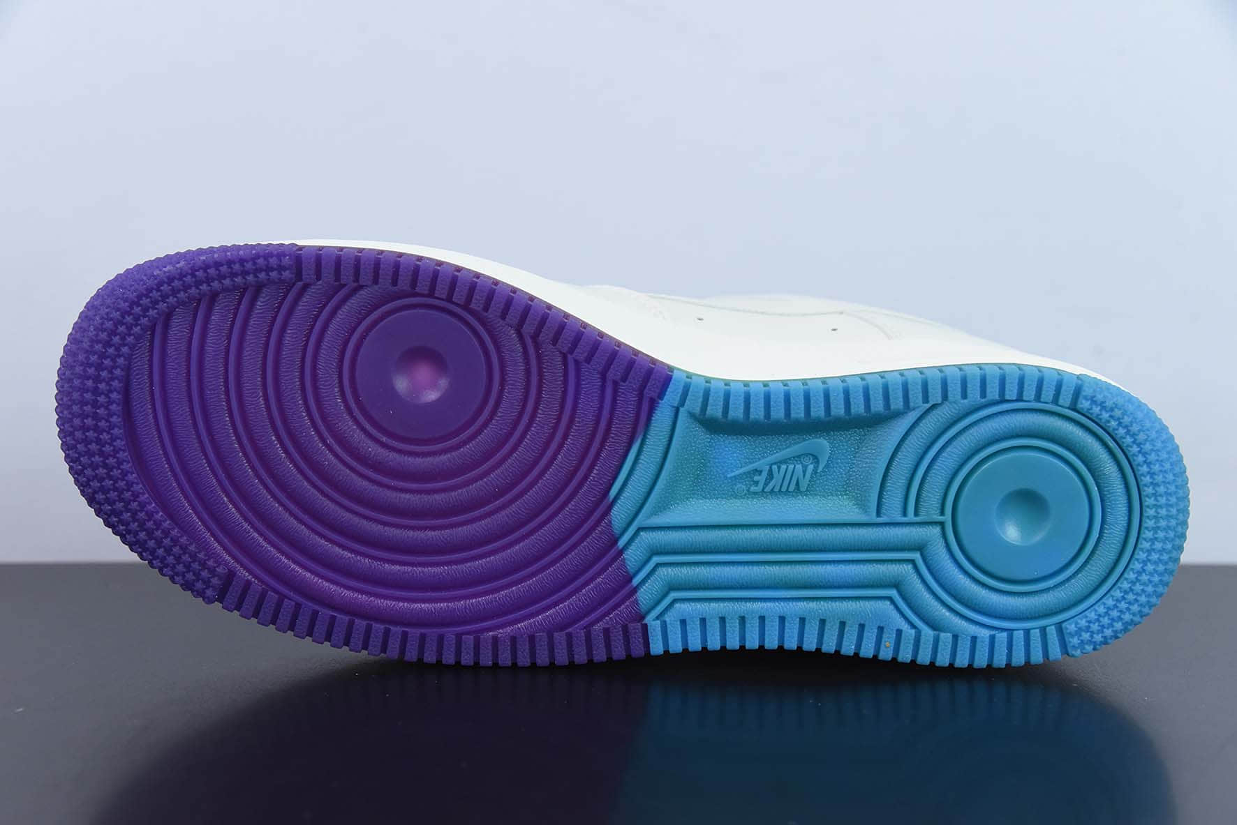 耐克Nike Air Force 1 Low '07 “米兰紫”洛杉矶复古湖人城市限定低帮空军一号休闲板鞋纯原版本 货号:LA9696-023