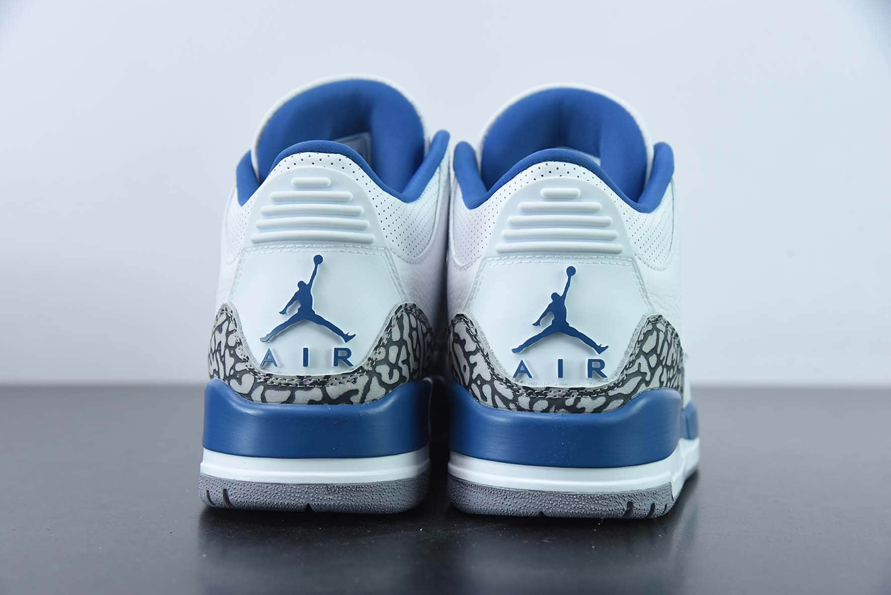 乔丹Air Jordan 3 Retro WizardsAJ3白蓝爆裂纹男子文化篮球鞋纯原版本 货号：CT8532-148