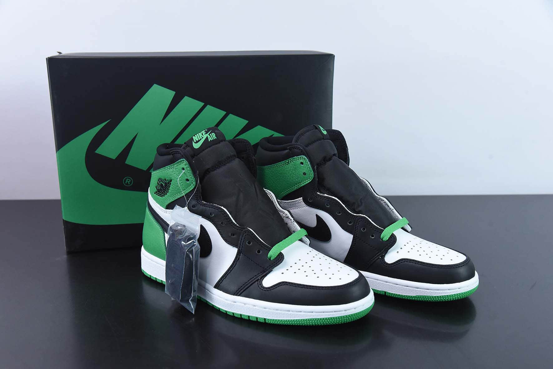 乔丹Jordan Air Jordan 1 High OG Lucky Green 黑绿脚趾复古高帮篮球鞋纯原版本 货号:DZ5485-031