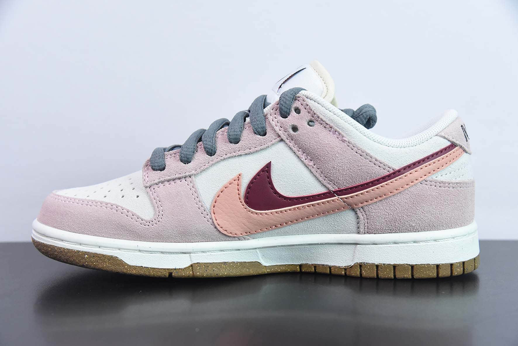 耐克Nike Dunk Low SE 85双钩熊猫魔法椰奶粉复古休闲板鞋纯原版本 货号:DO9457-120