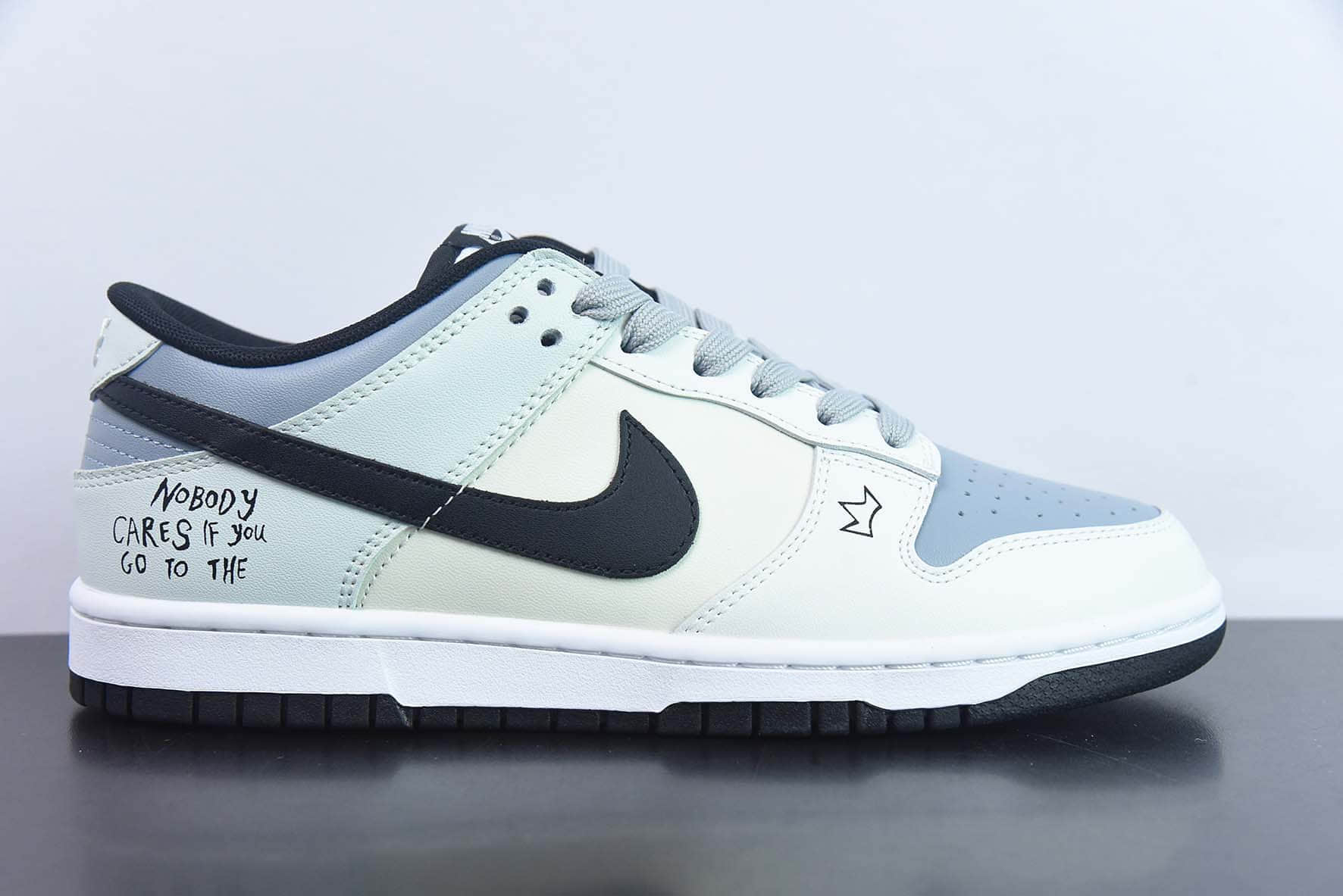 耐克Nike SB Dunk Low 皇冠涂鸦低帮休闲板鞋纯原版本 货号:DD3696-255